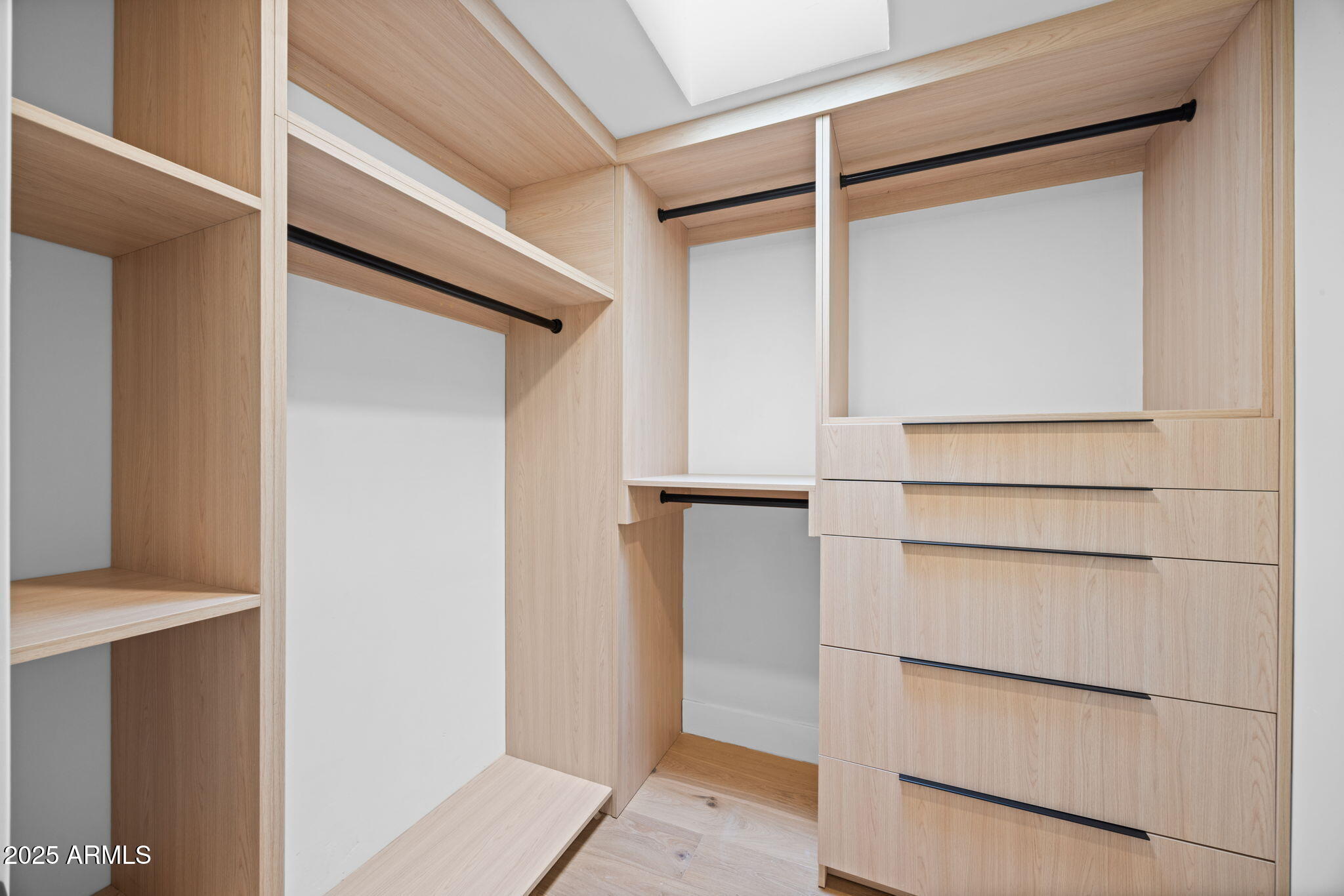 10111 E CHOLLA Street