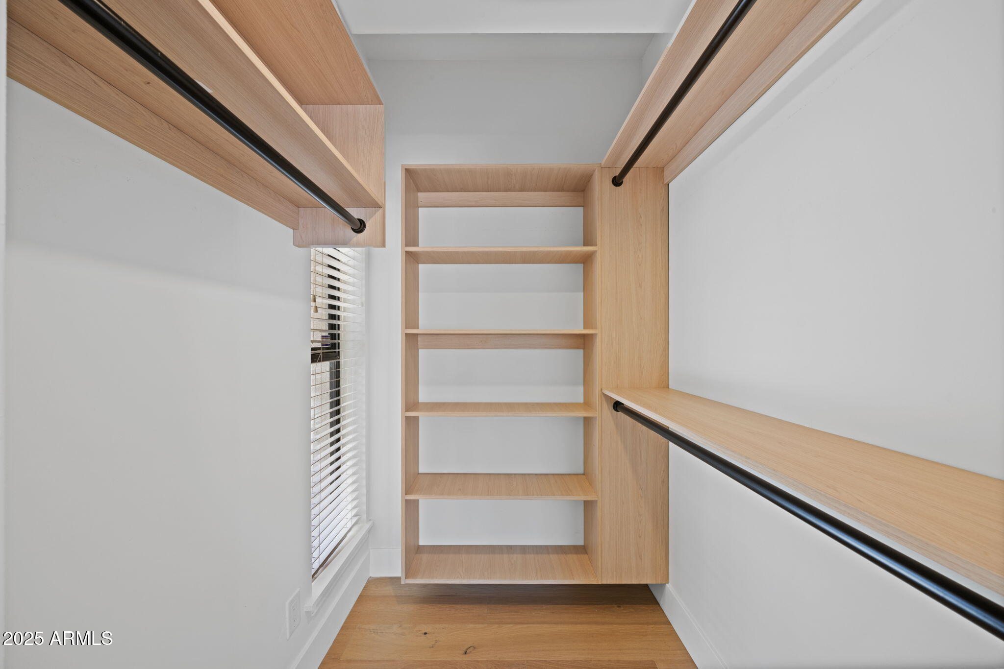 10111 E CHOLLA Street