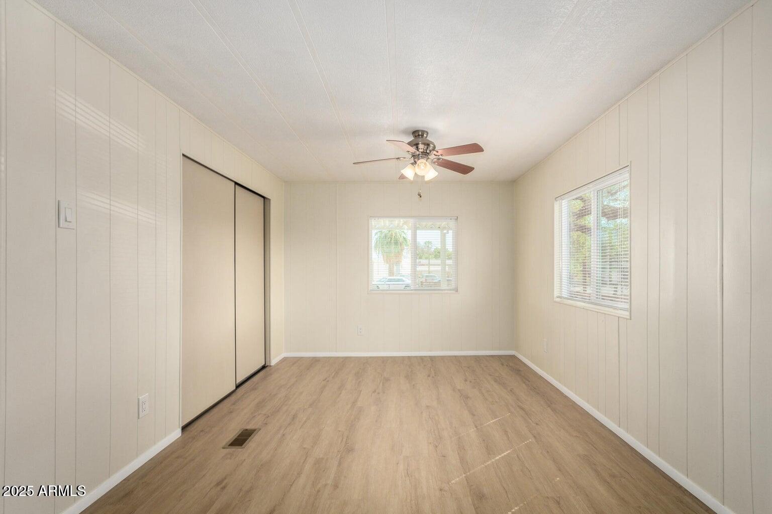 9710 E BAYWOOD Avenue