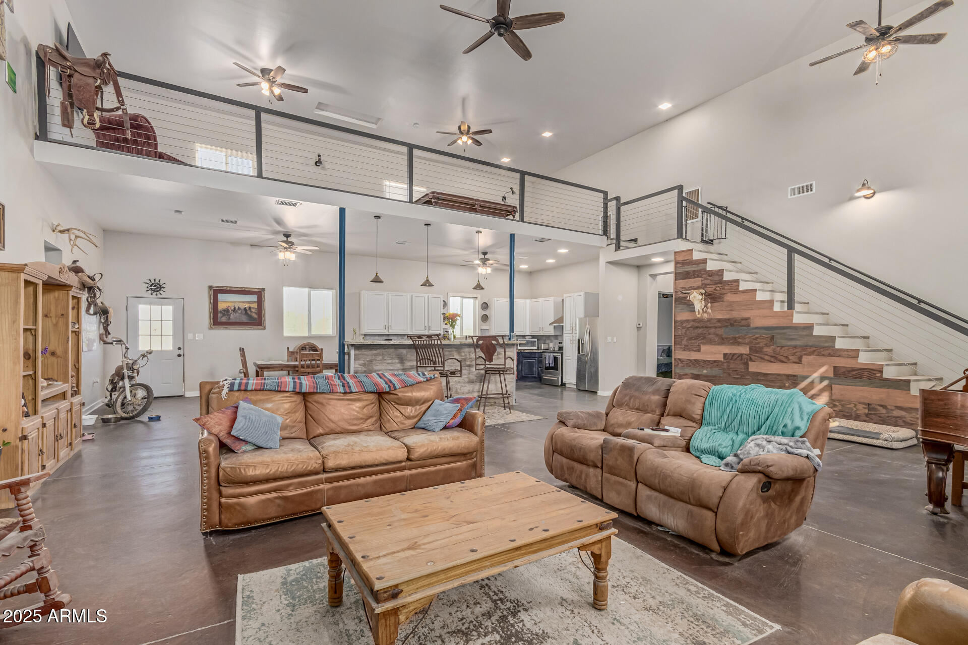 34882 N VALLEY VIEW Road