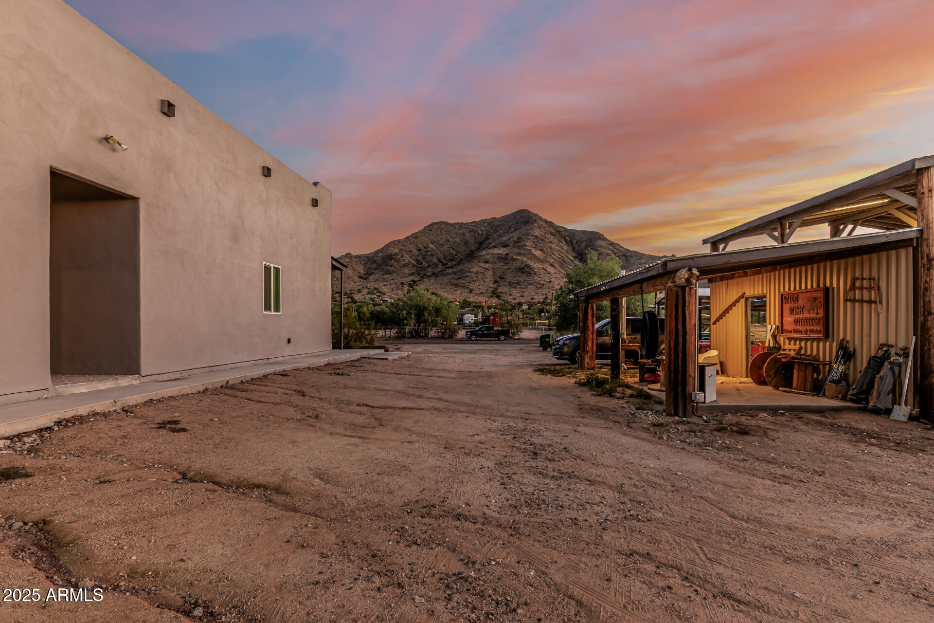 34882 N VALLEY VIEW Road
