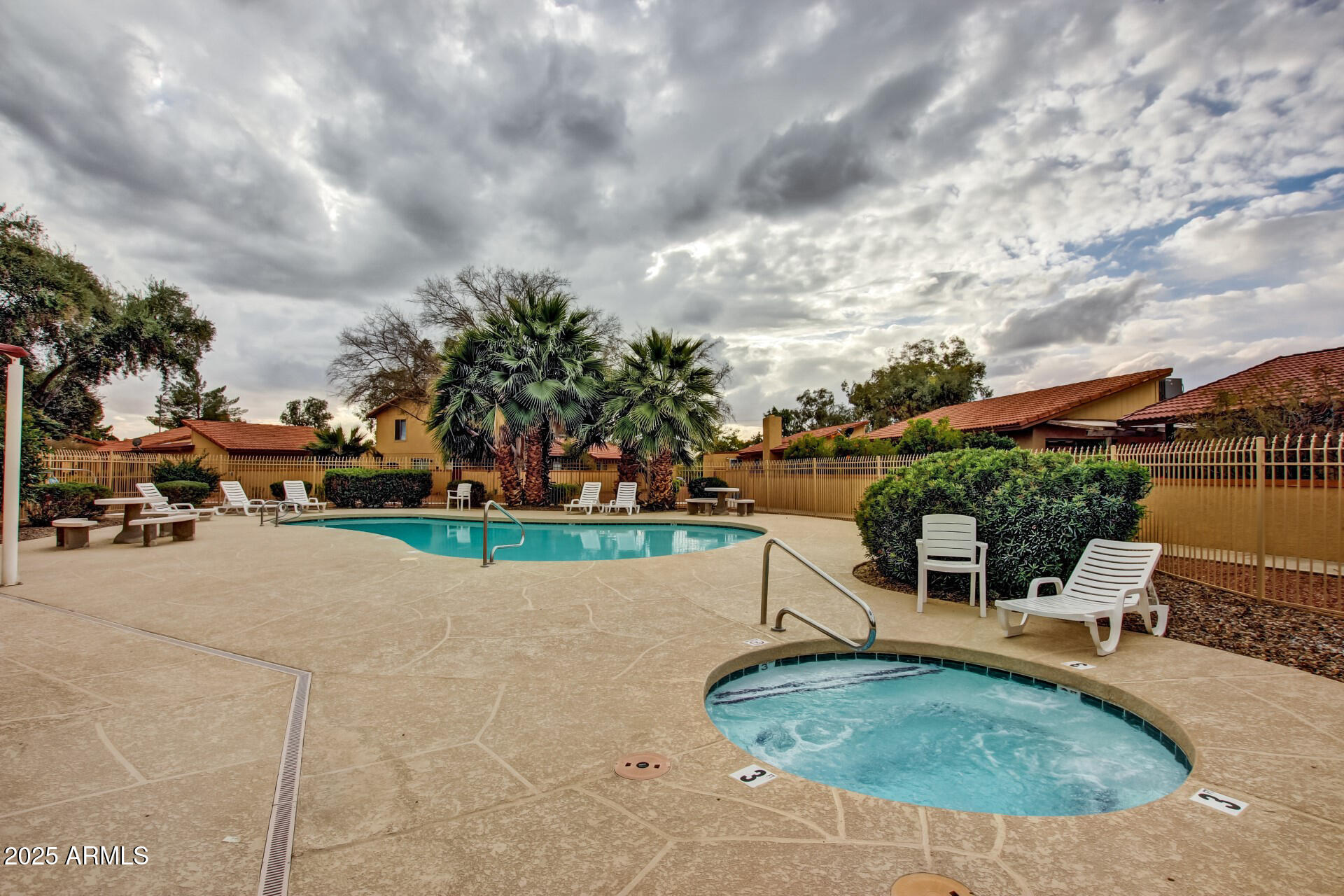 14814 N 24TH Drive 7