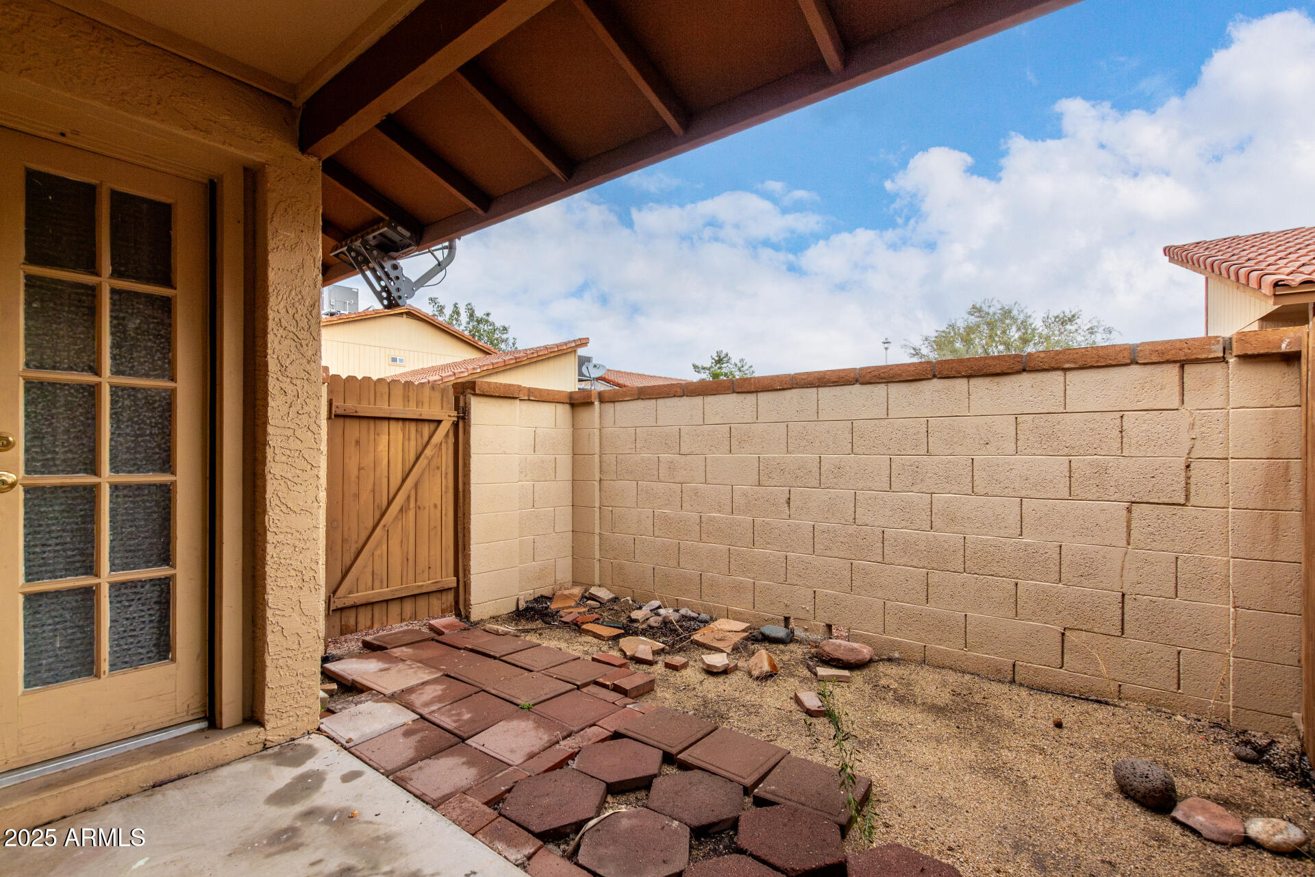 14814 N 24TH Drive 7