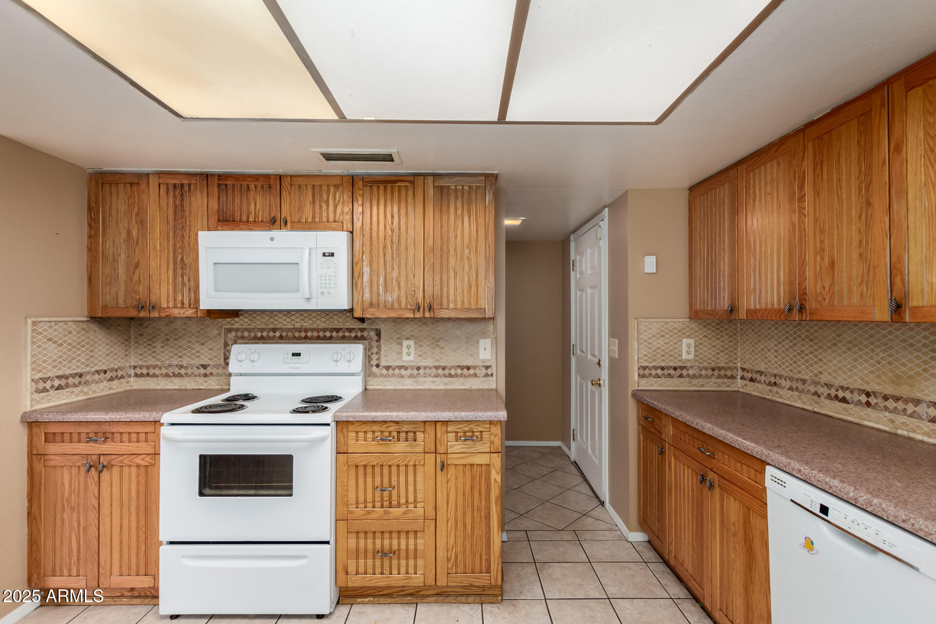 14814 N 24TH Drive 7