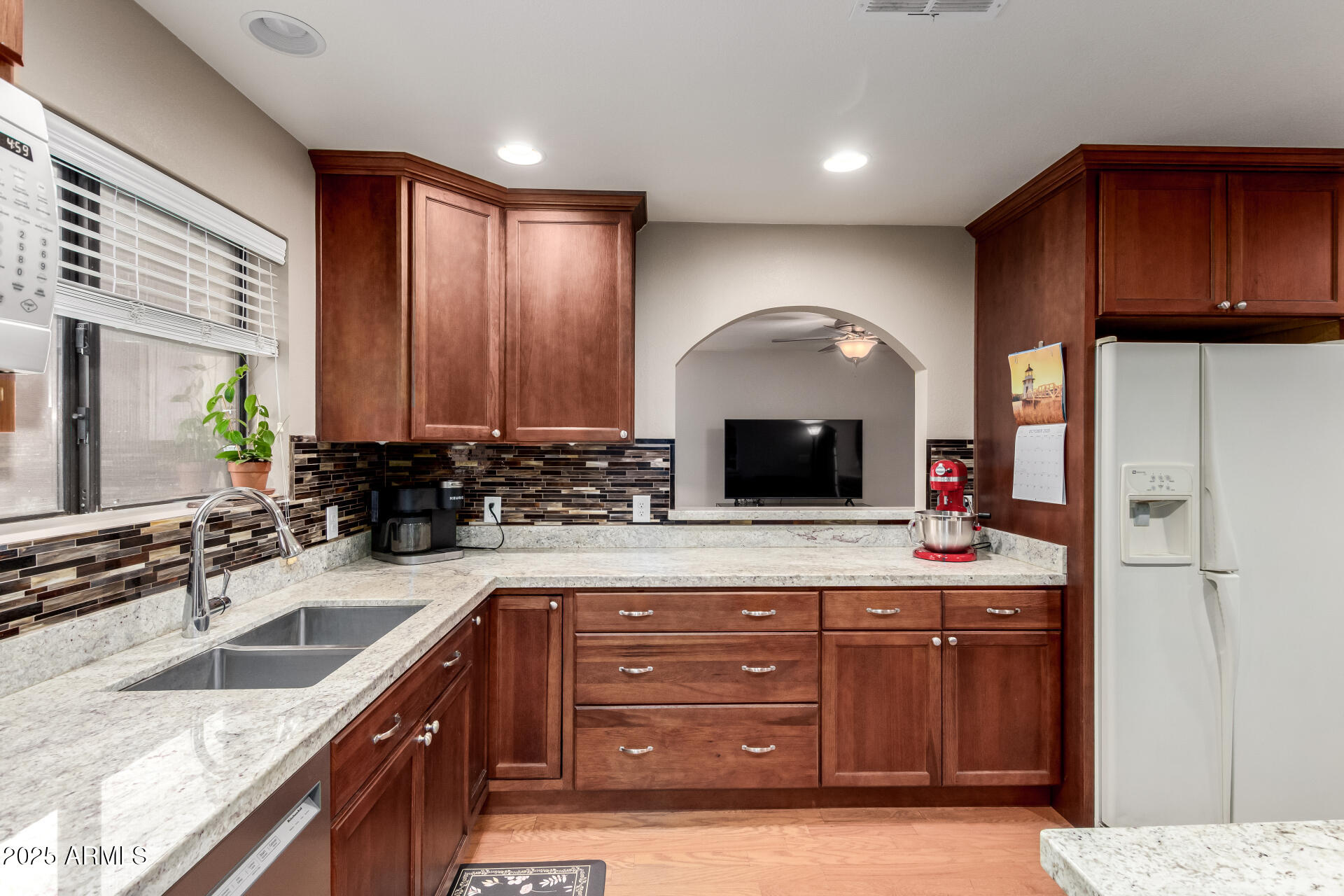 1816 E ENROSE Street