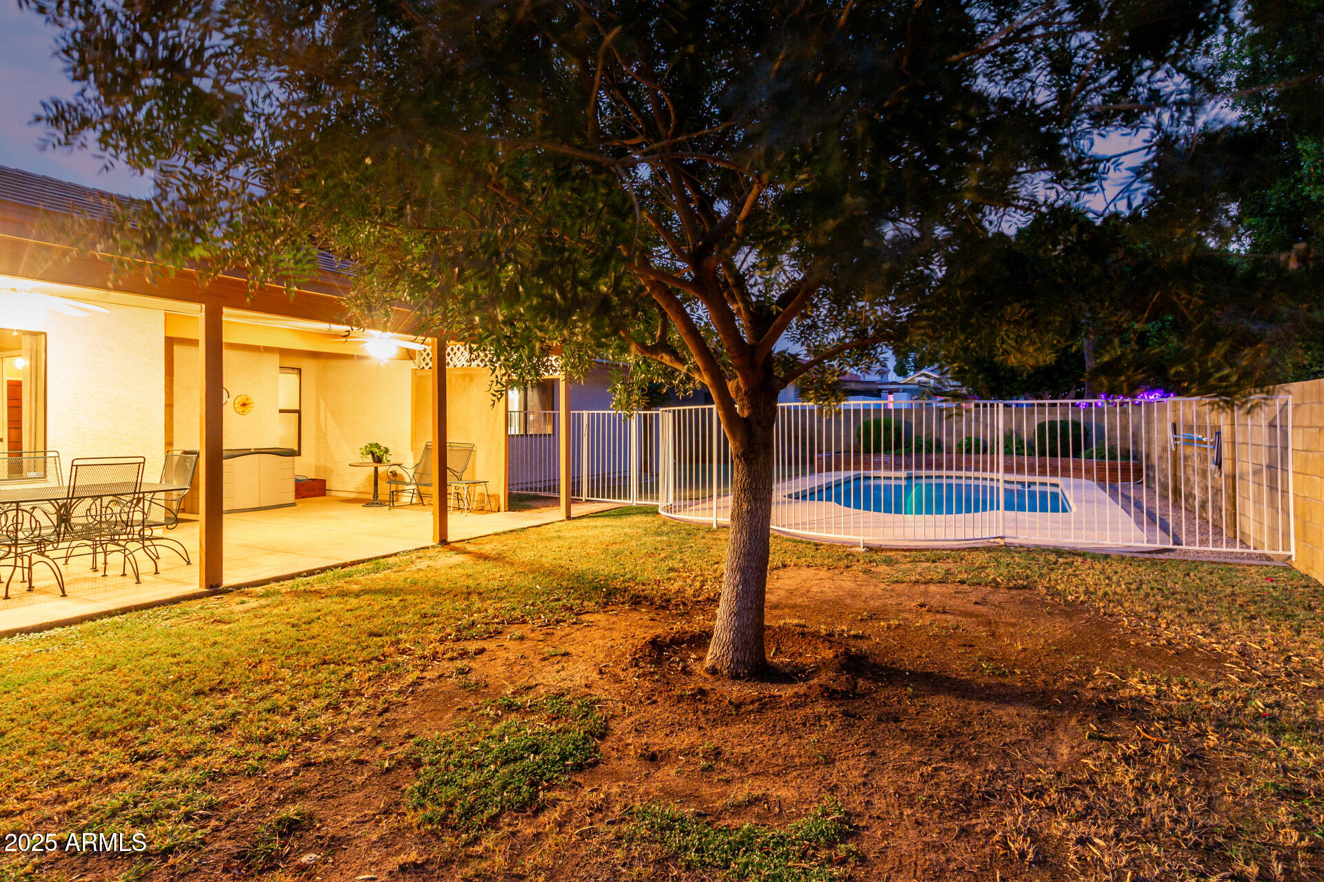 1816 E ENROSE Street