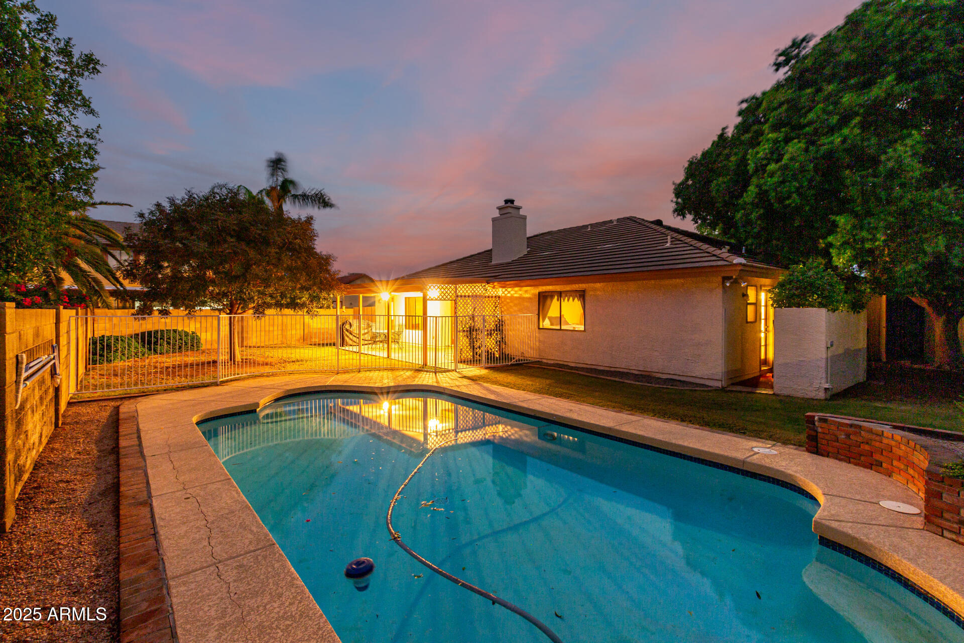 1816 E ENROSE Street