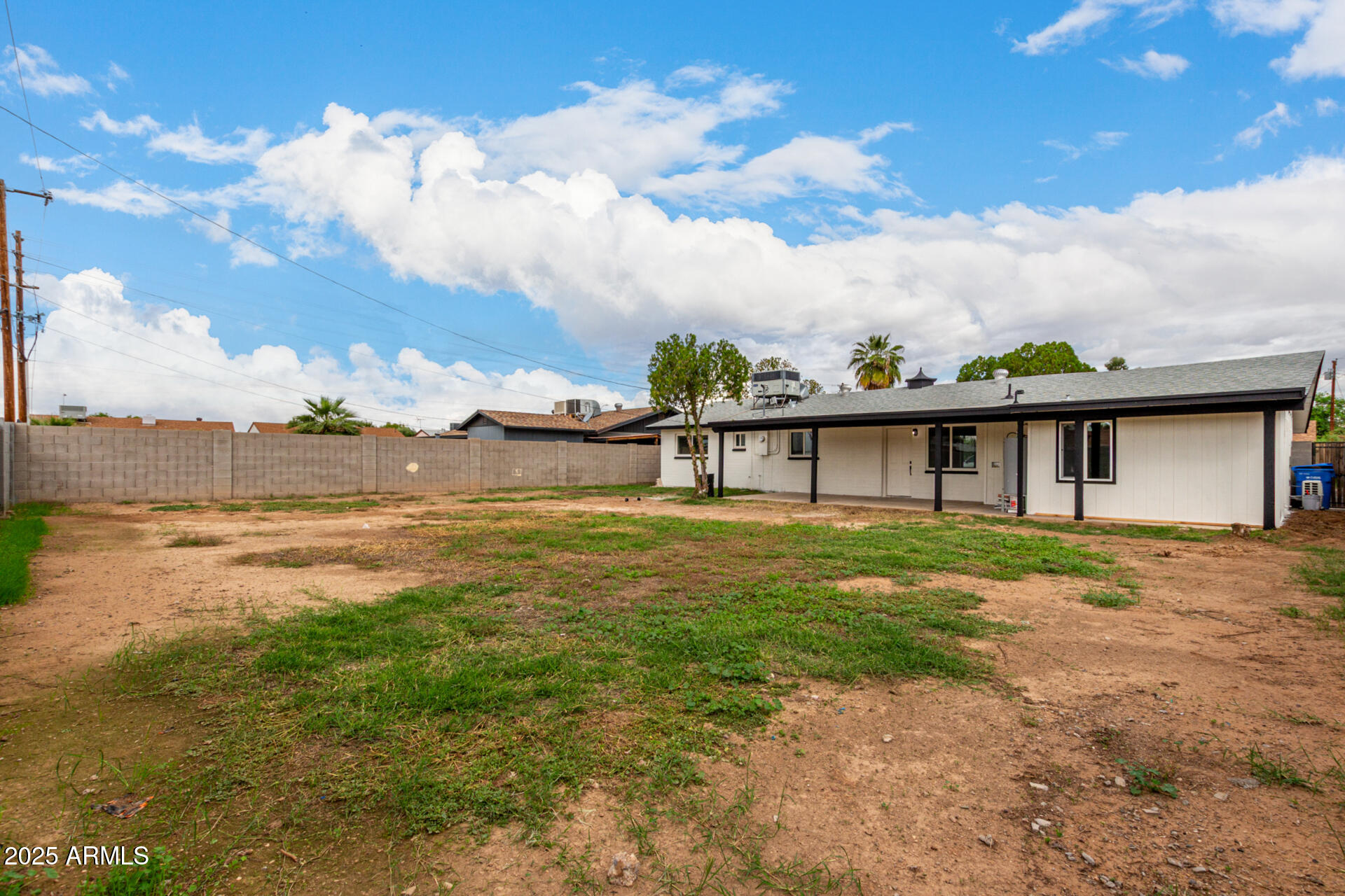 3939 W HARMONT Drive