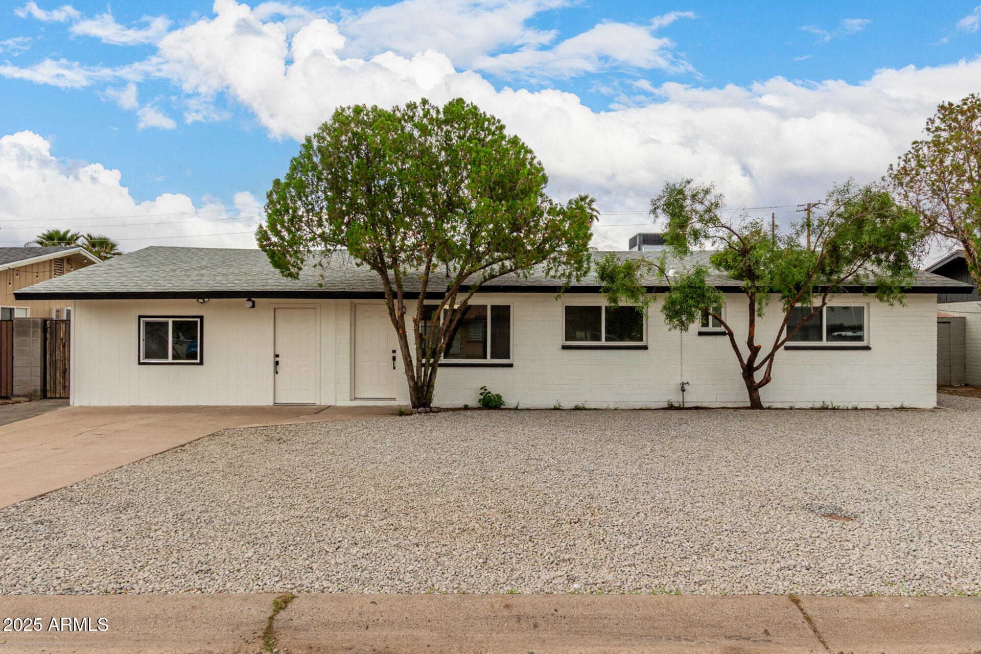 3939 W HARMONT Drive