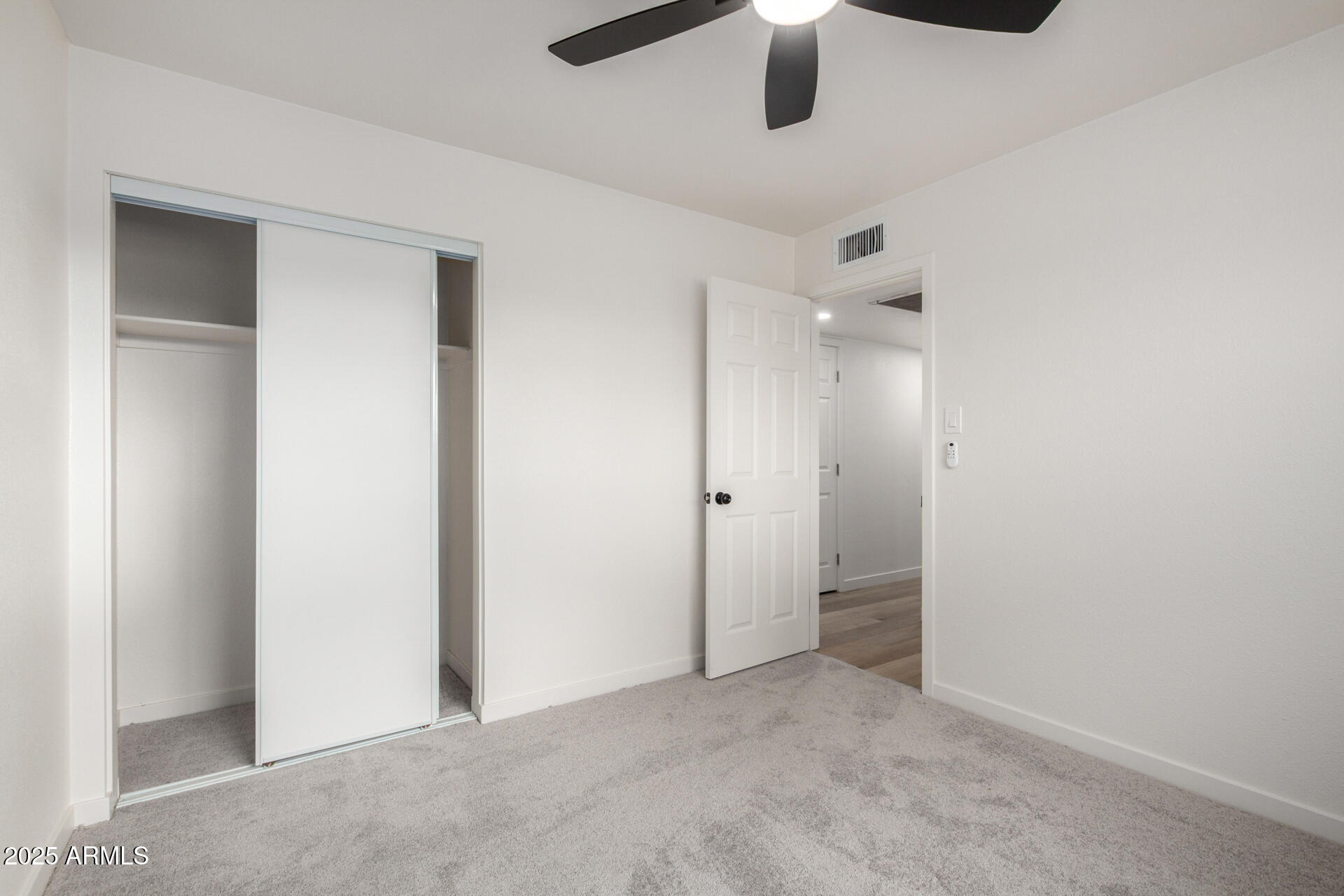 3939 W HARMONT Drive