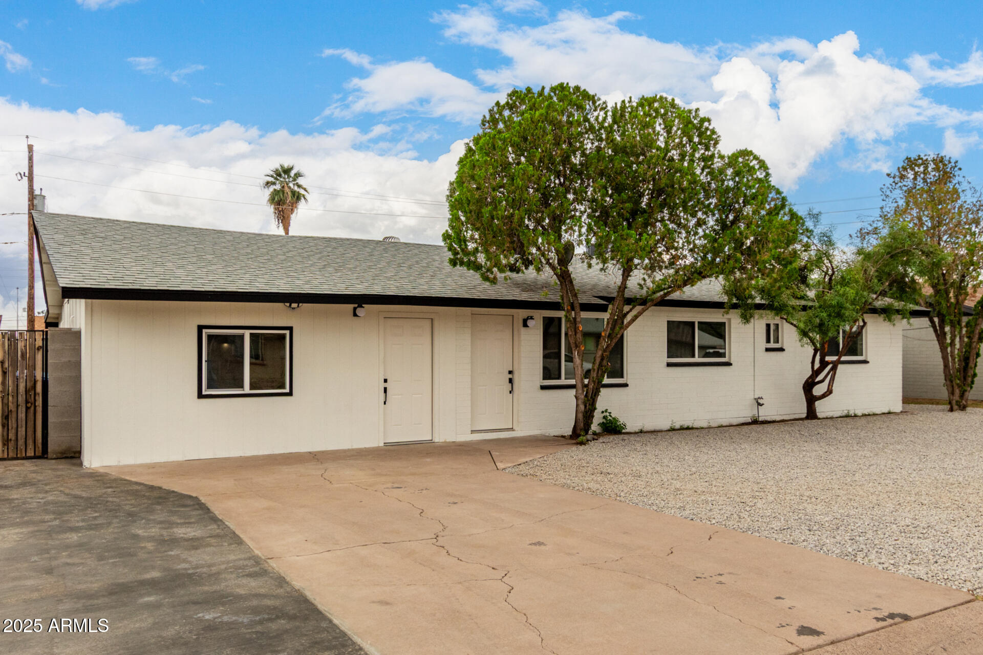 3939 W HARMONT Drive