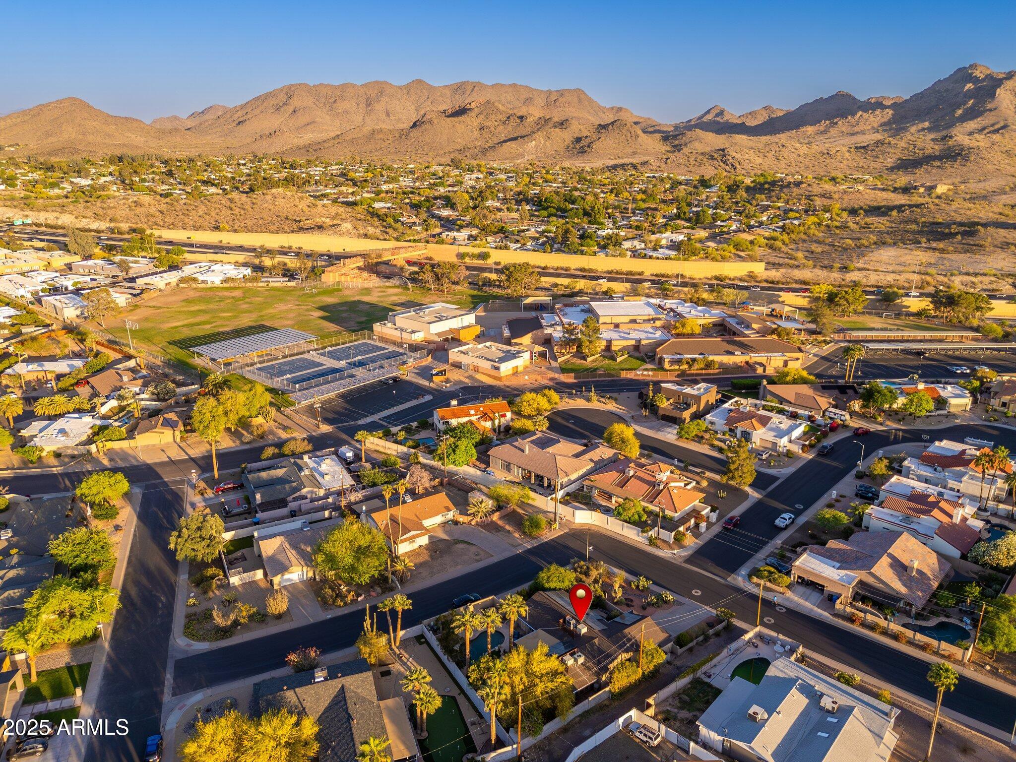 2712 E MOUNTAIN VIEW Road