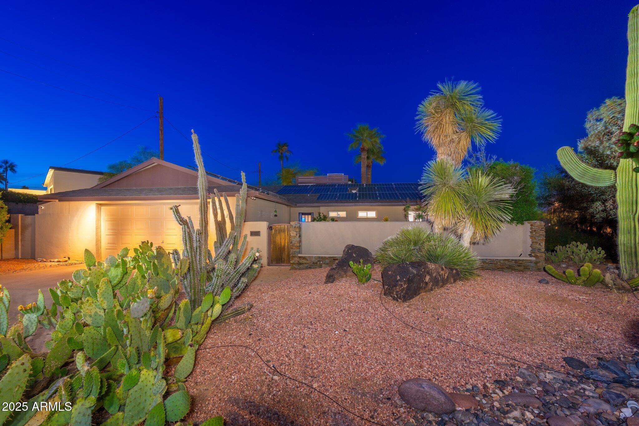 2712 E MOUNTAIN VIEW Road