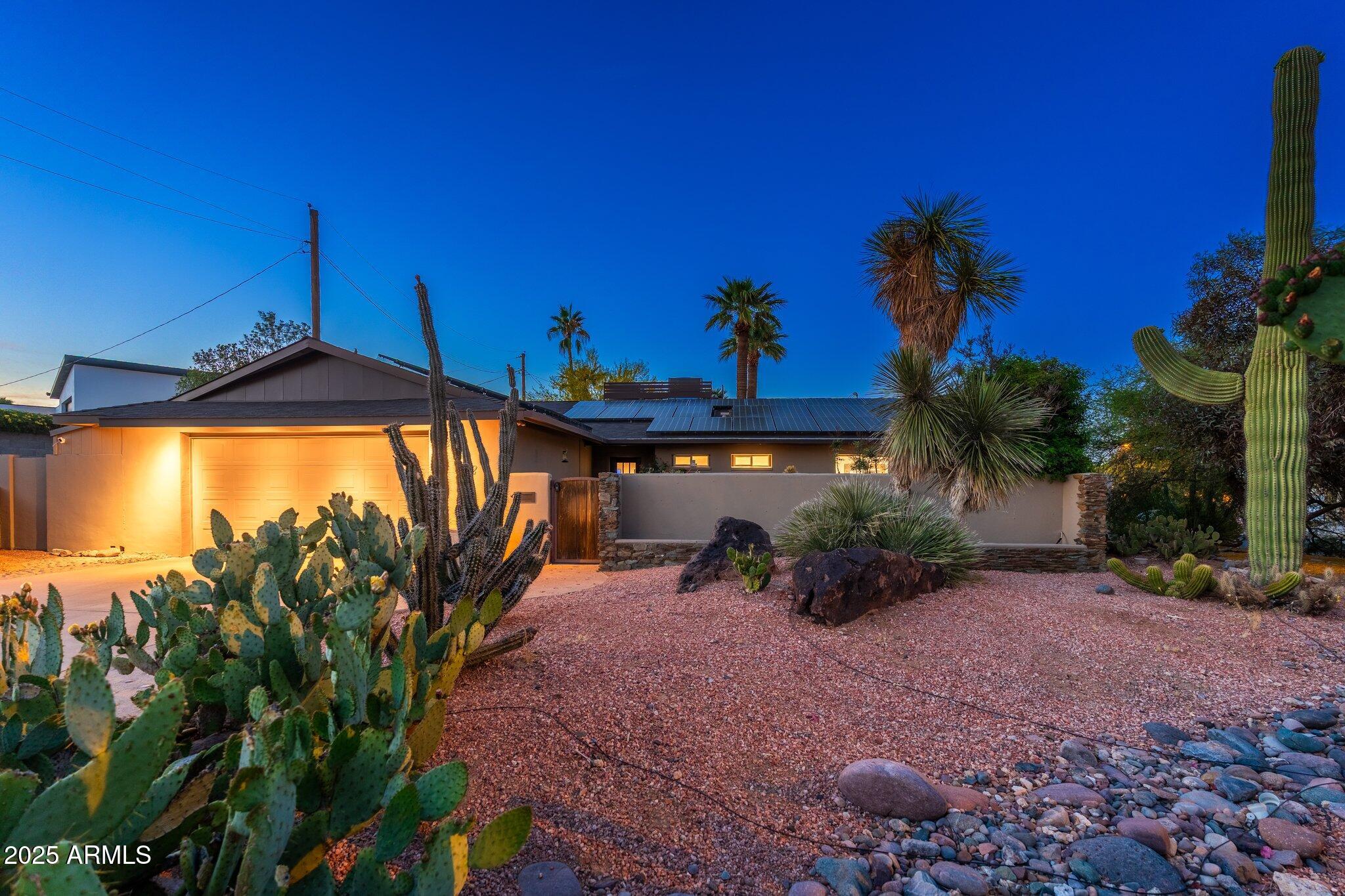 2712 E MOUNTAIN VIEW Road