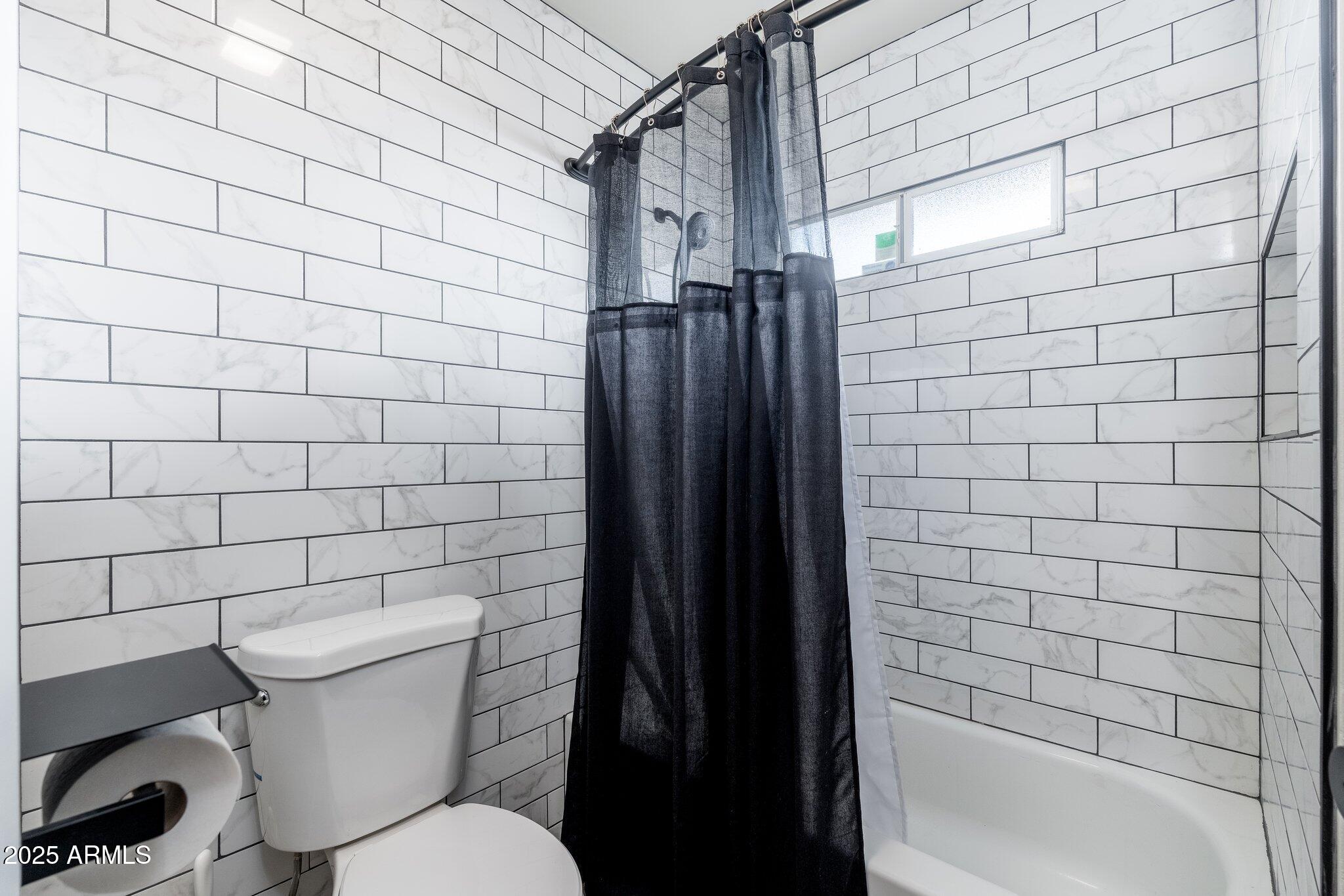 2712 E MOUNTAIN VIEW Road