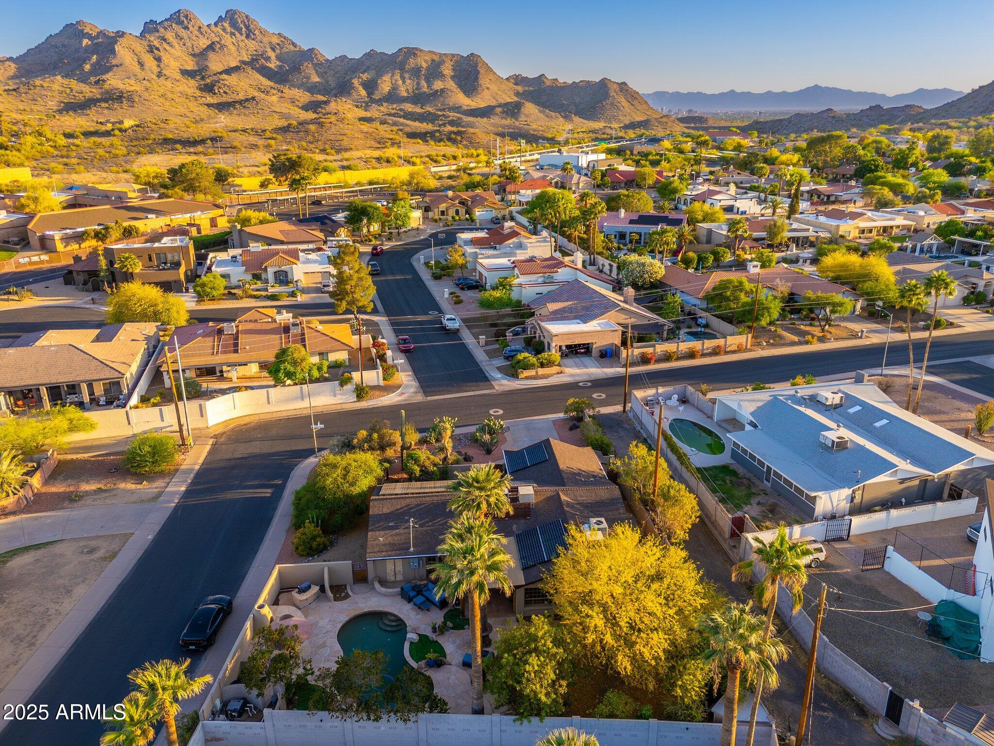 2712 E MOUNTAIN VIEW Road