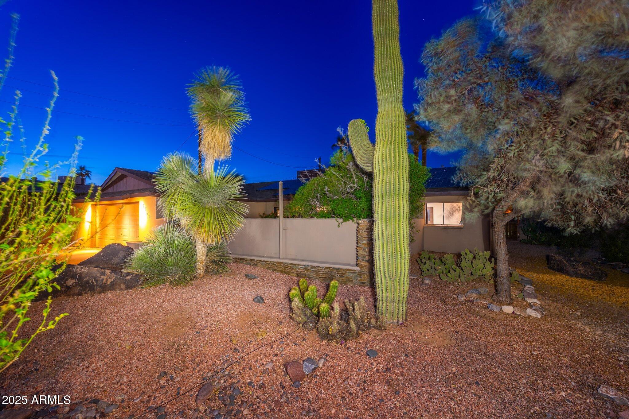 2712 E MOUNTAIN VIEW Road