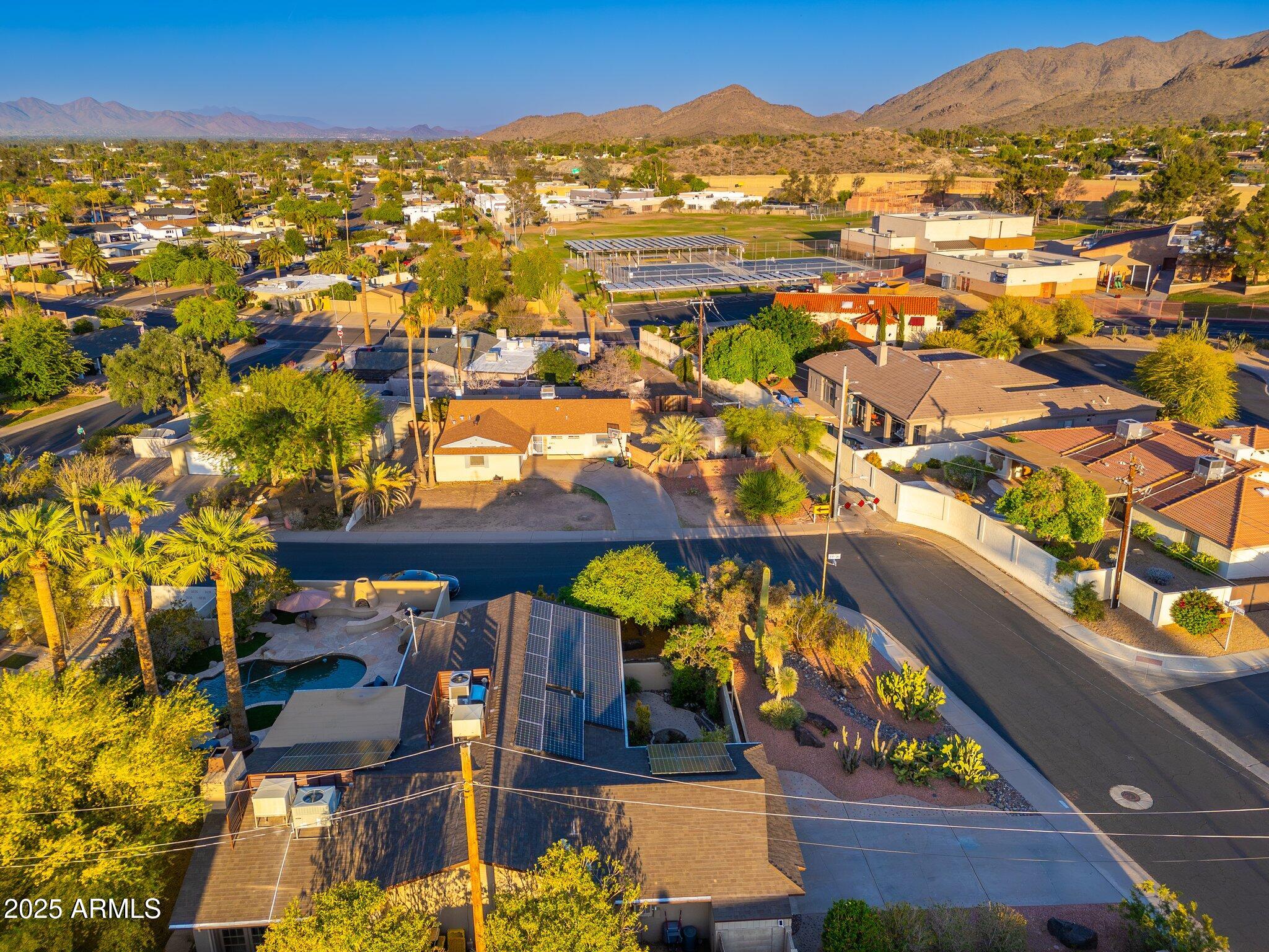 2712 E MOUNTAIN VIEW Road