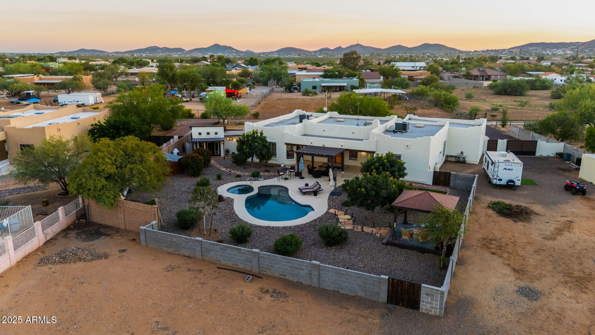 420 W ADAMANDA Drive