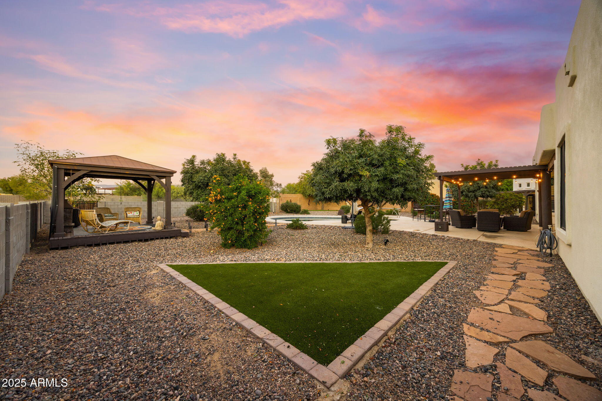 420 W ADAMANDA Drive