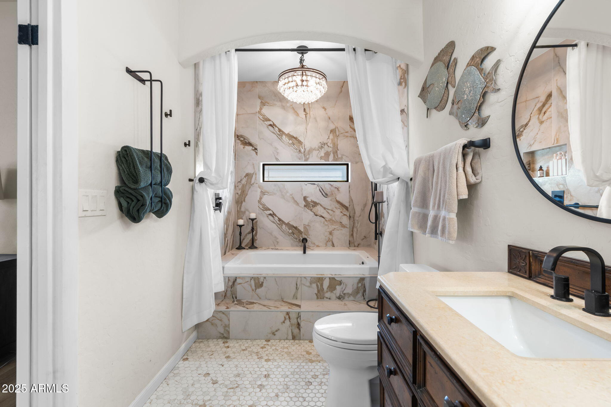 420 W ADAMANDA Drive