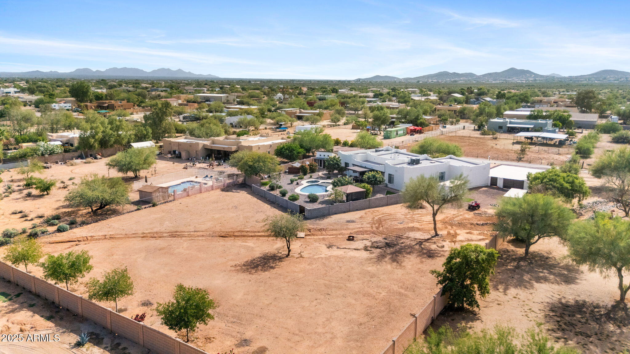 420 W ADAMANDA Drive