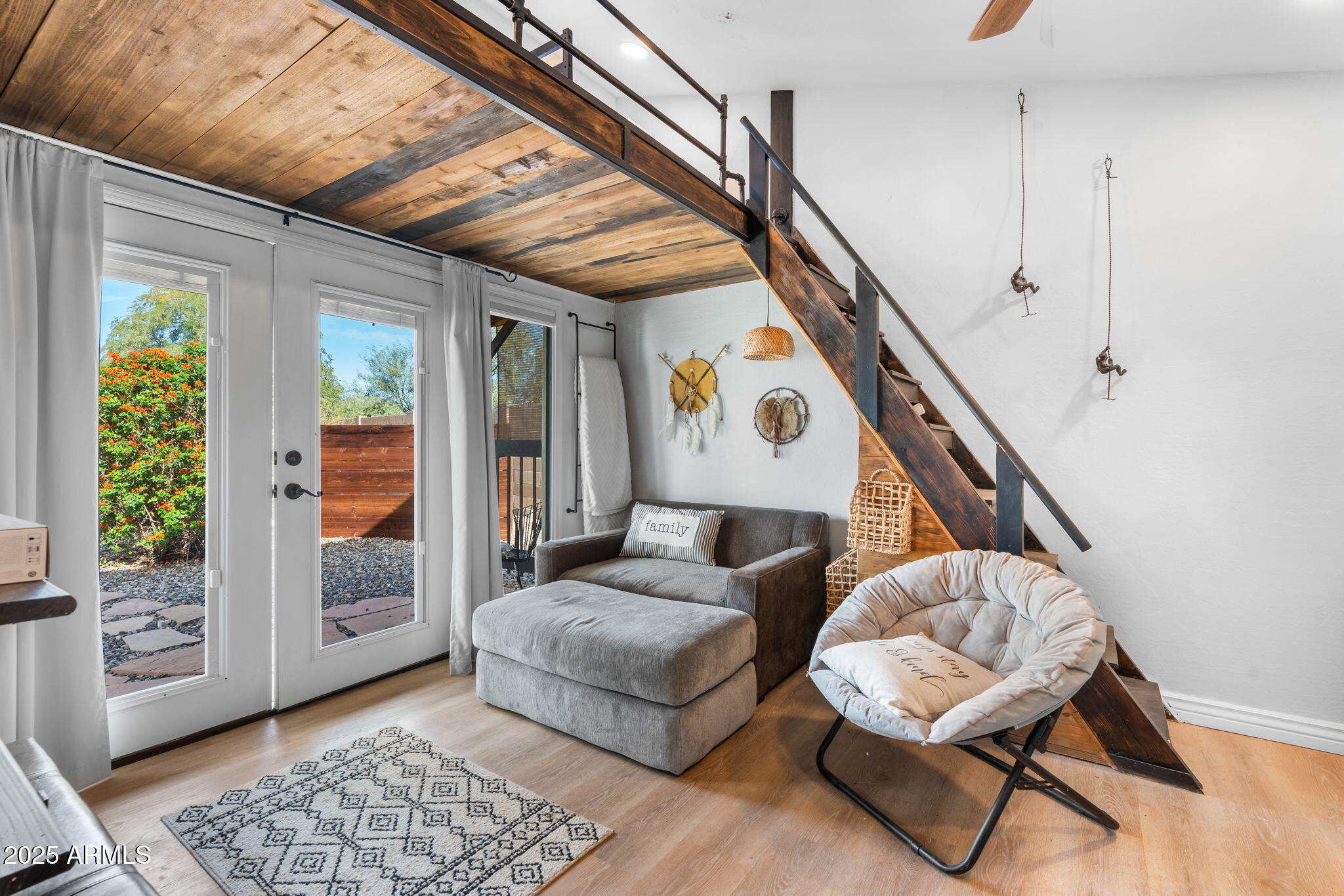 420 W ADAMANDA Drive