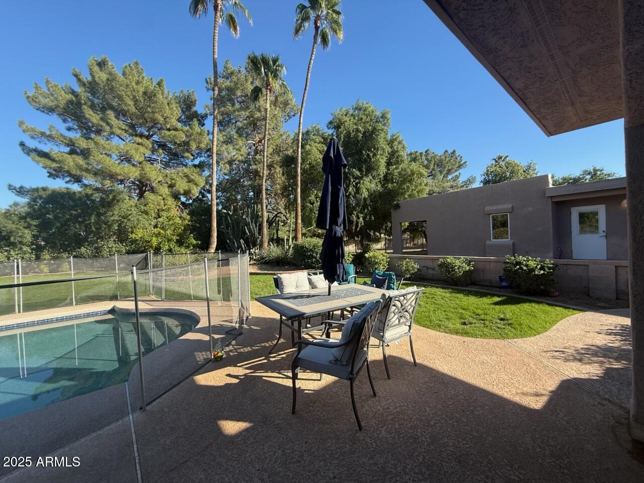 11619 N SAINT ANDREWS Way