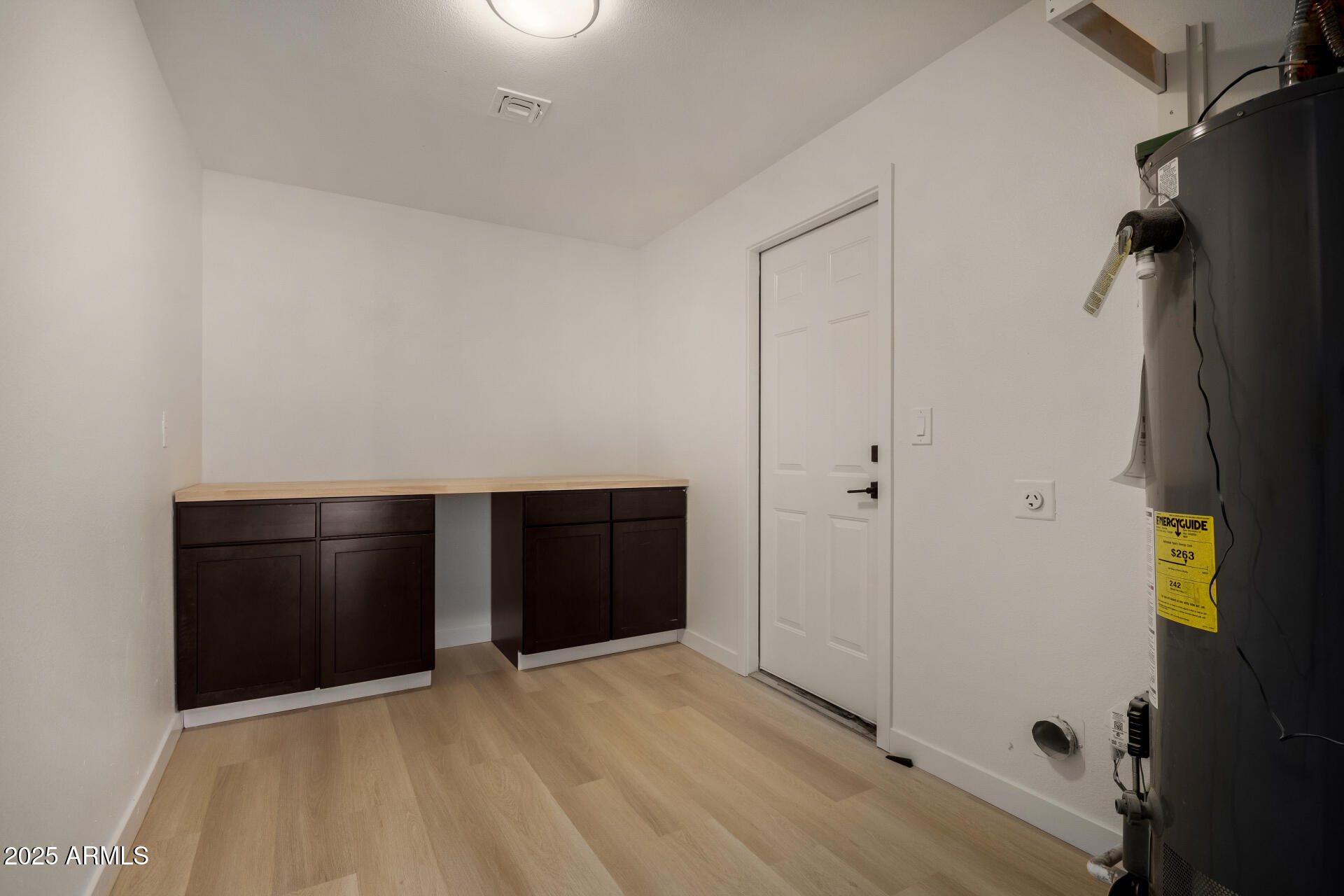 3401 E ALTADENA Avenue