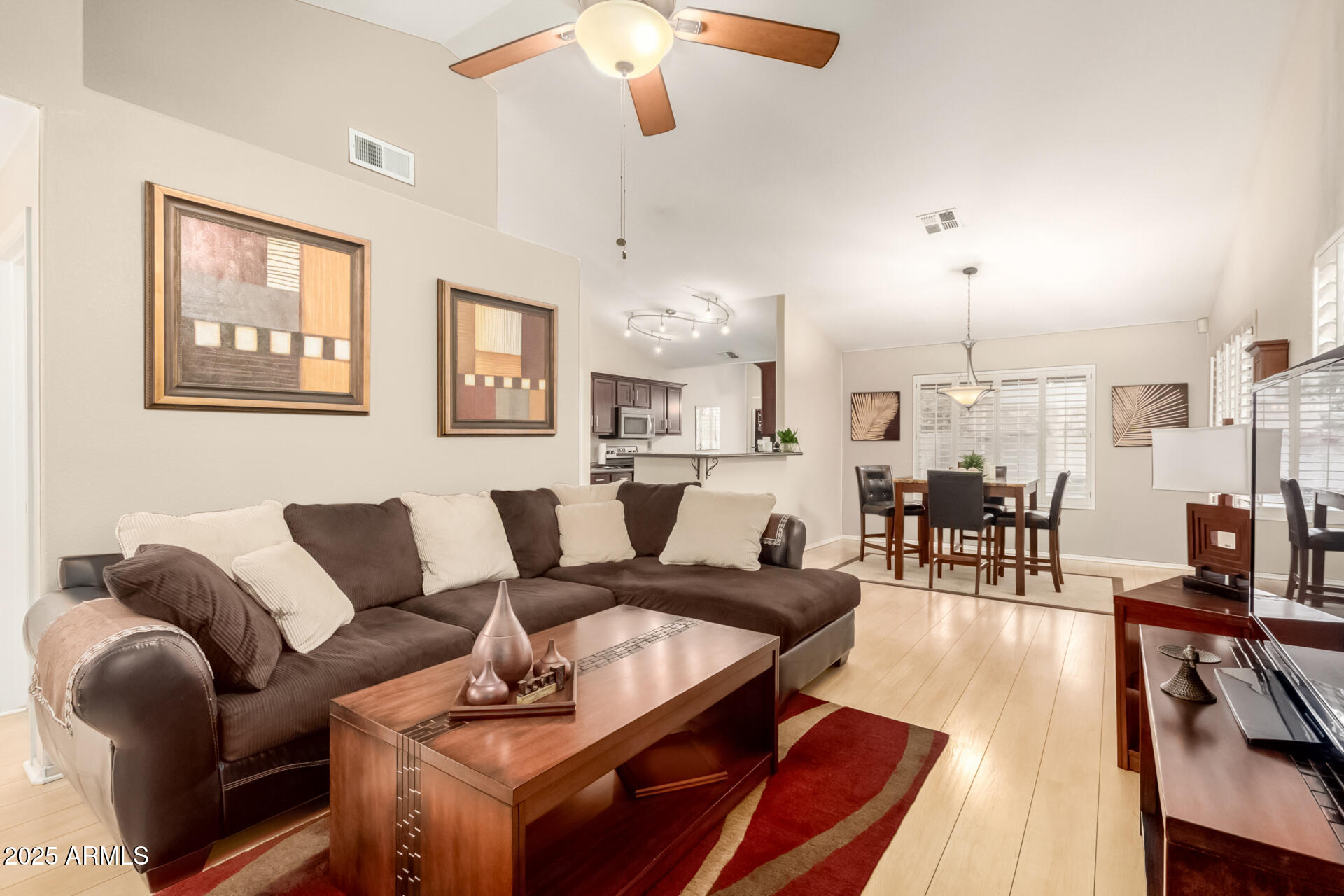 1350 W SEASCAPE Drive