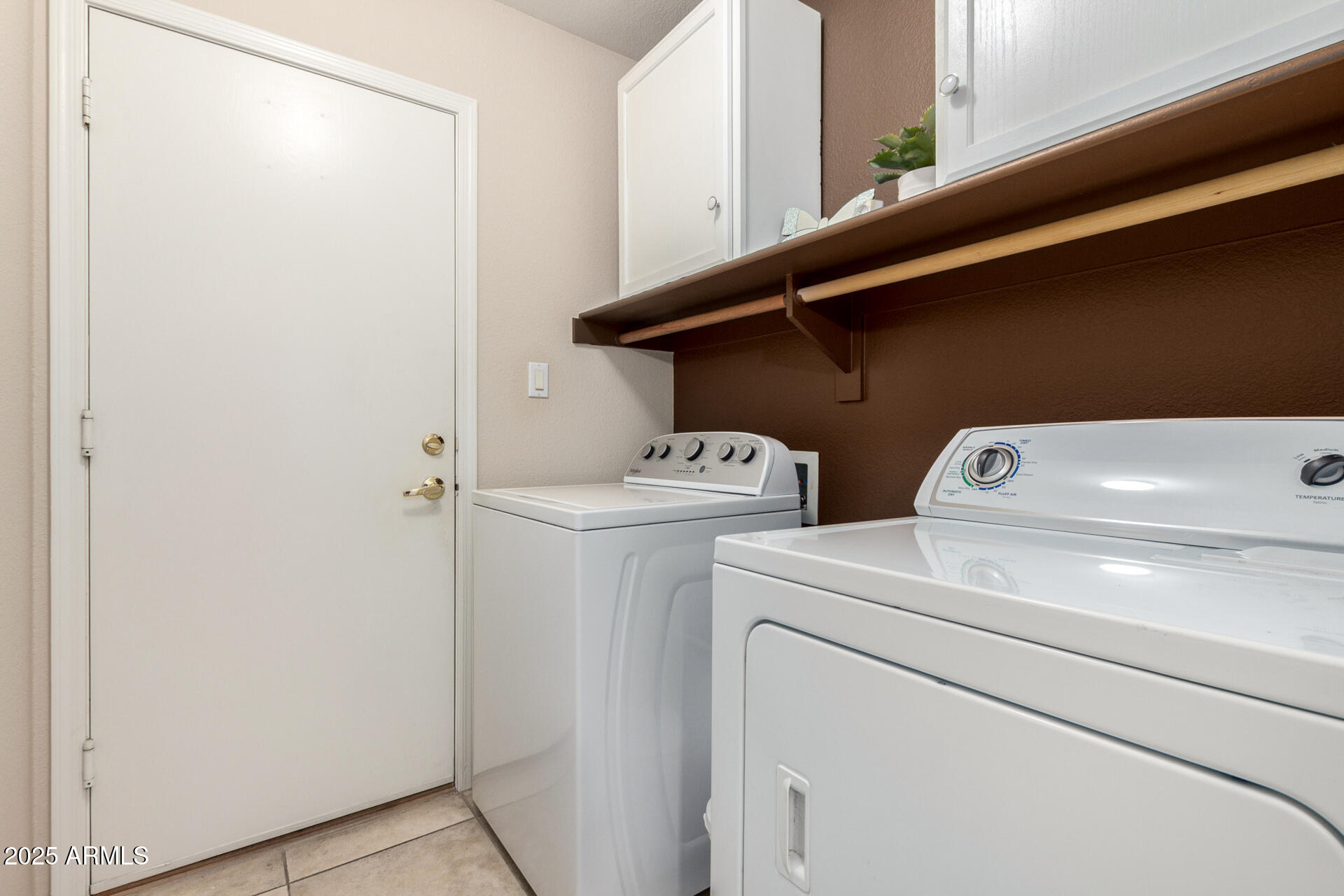 1350 W SEASCAPE Drive