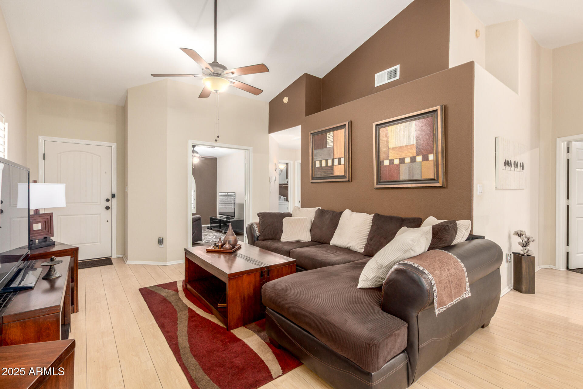 1350 W SEASCAPE Drive