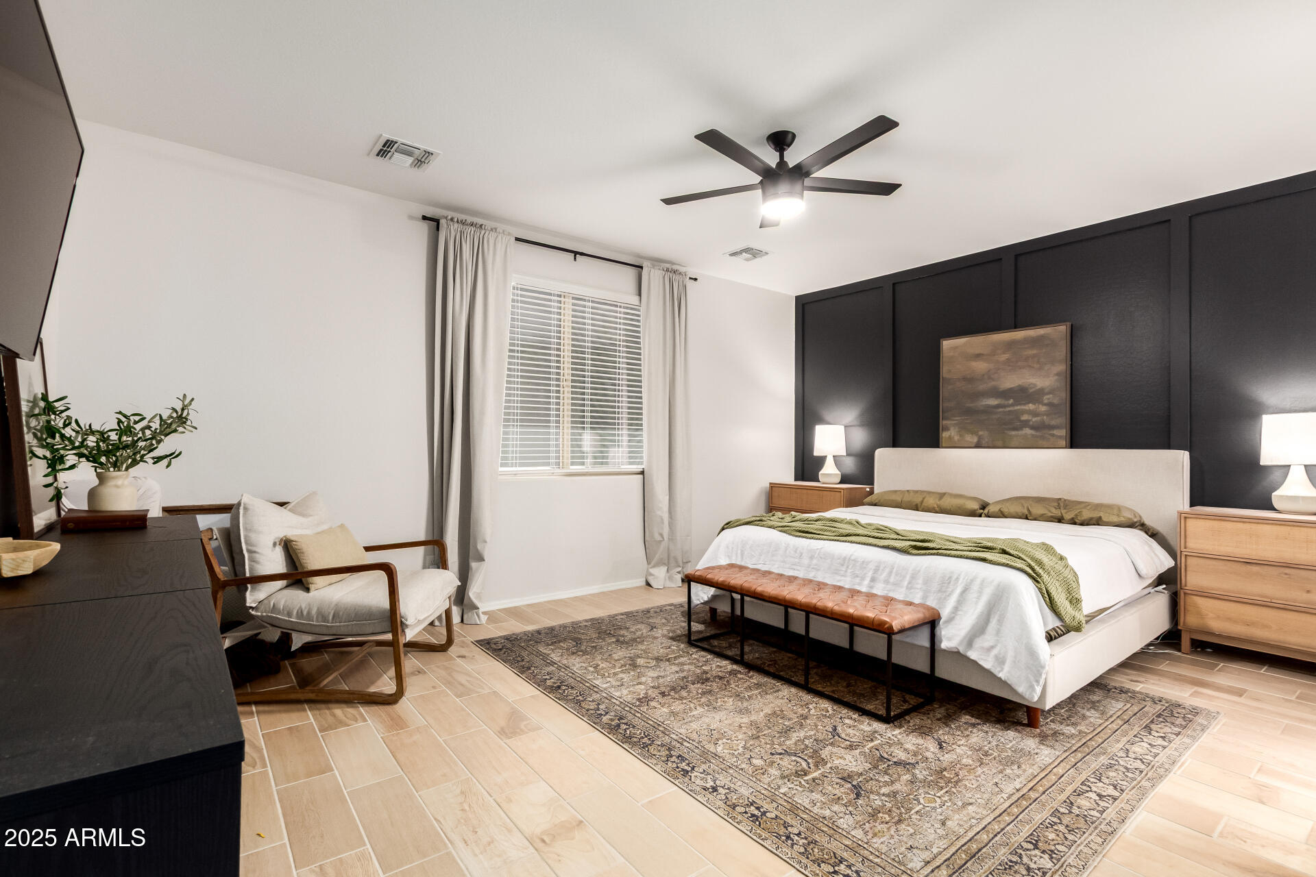 26026 N THORNHILL Drive