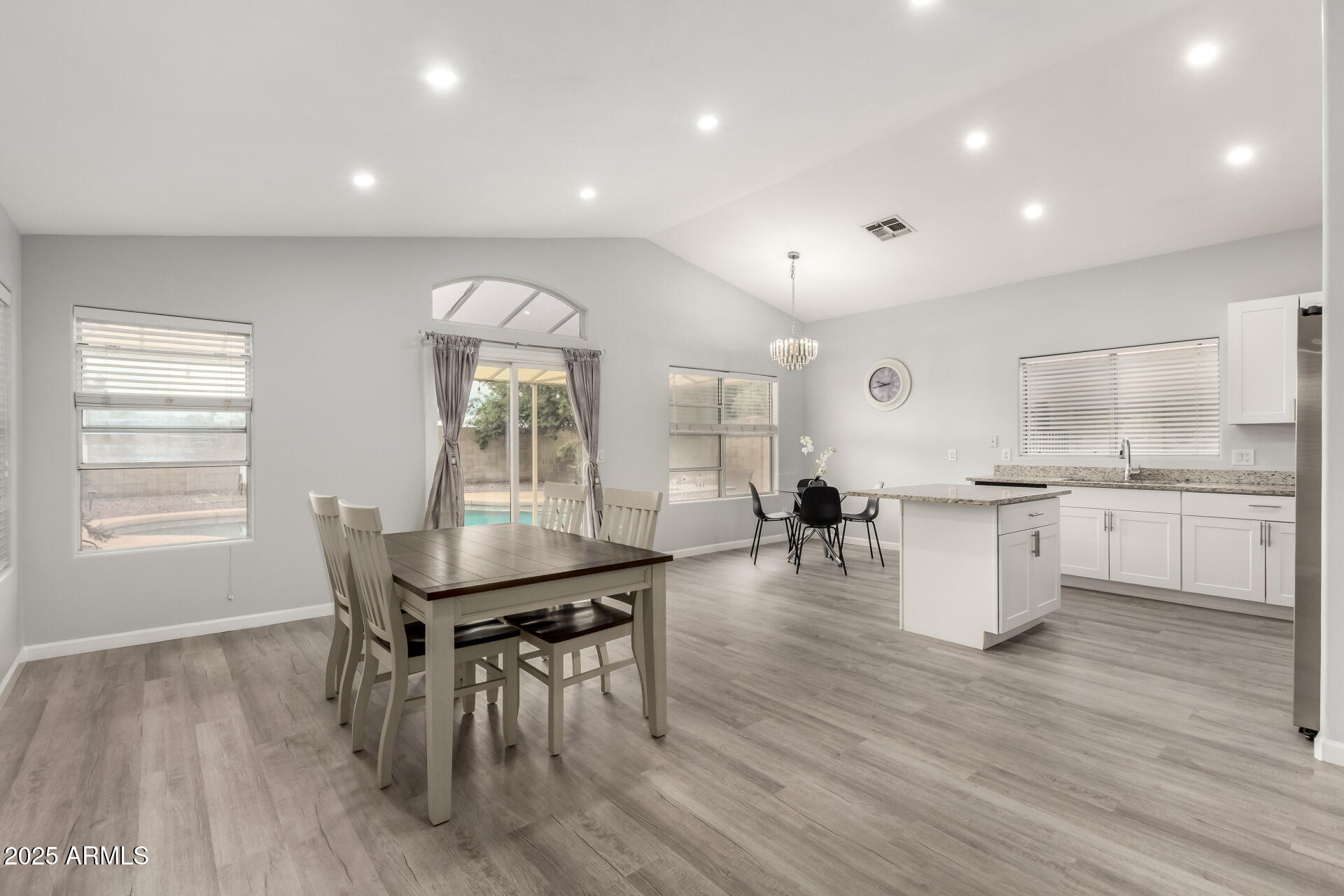 4741 E CHARLESTON Avenue