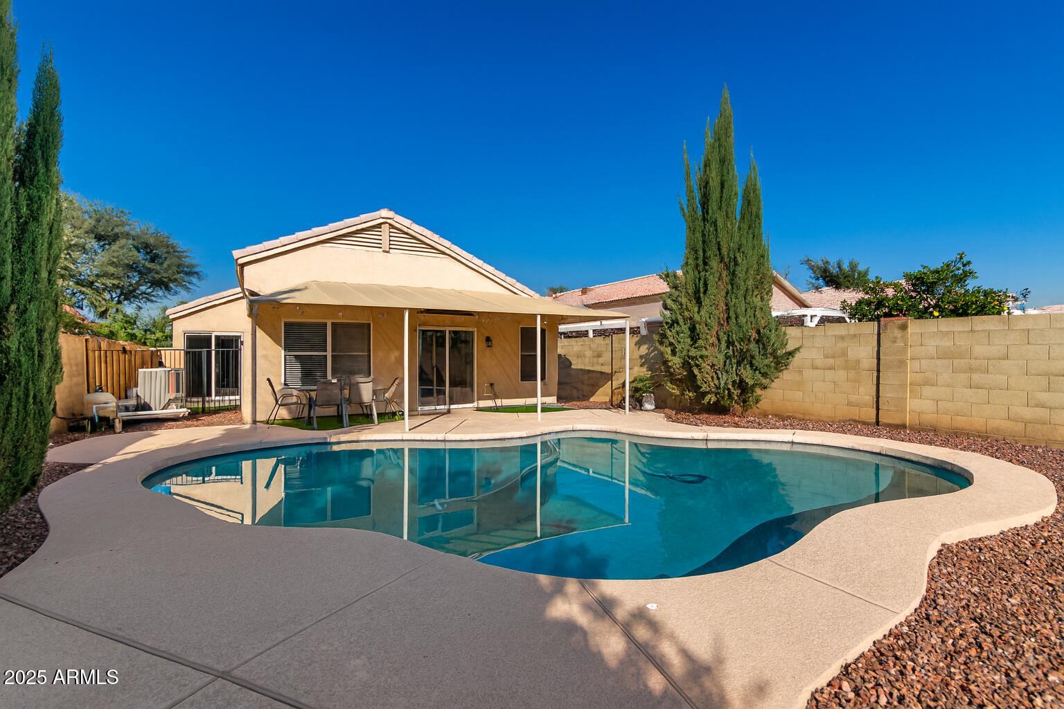 4741 E CHARLESTON Avenue