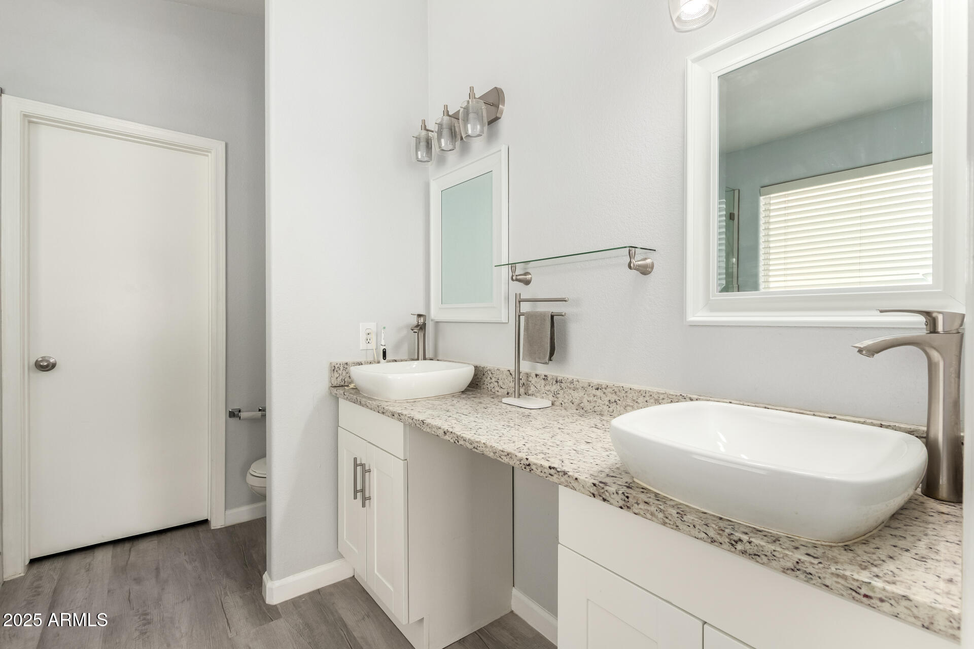 4741 E CHARLESTON Avenue