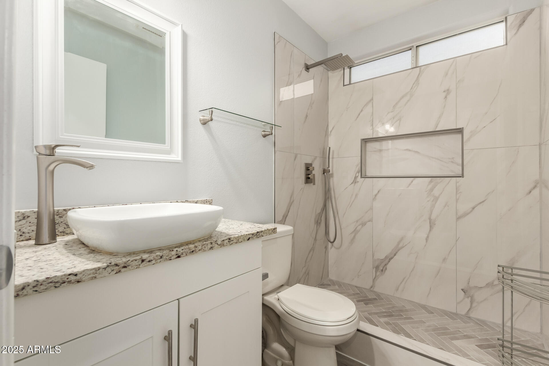 4741 E CHARLESTON Avenue