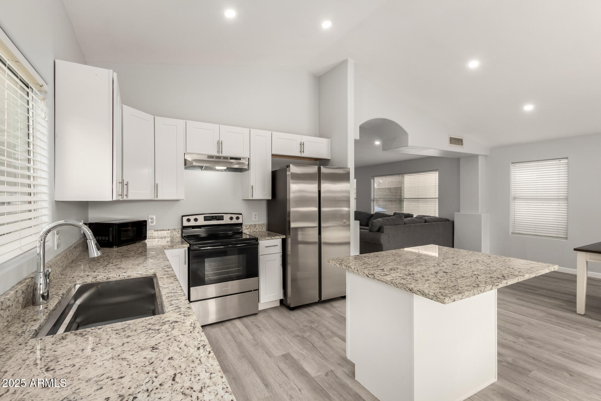 4741 E CHARLESTON Avenue