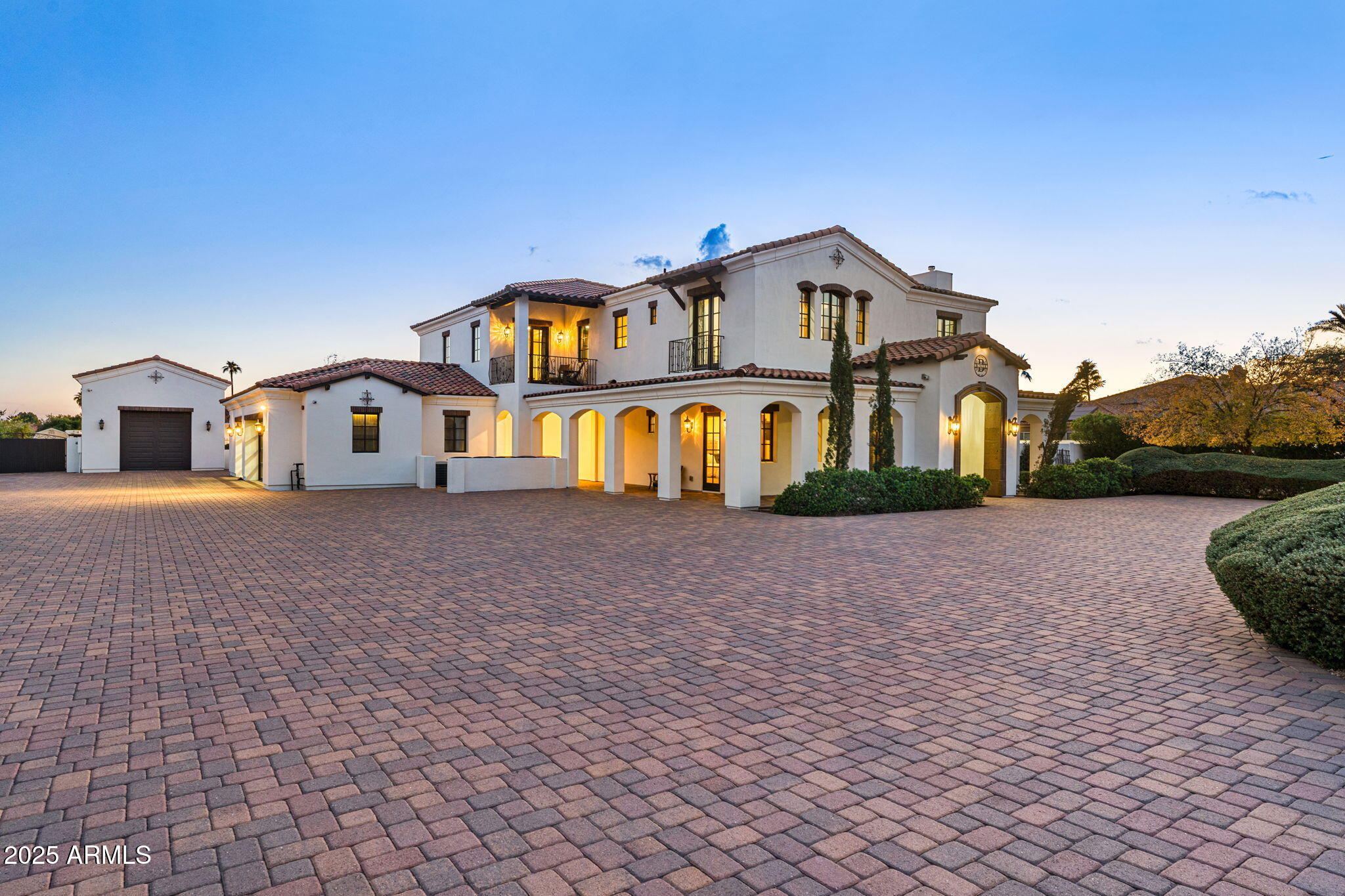 10125 E CORTEZ Drive