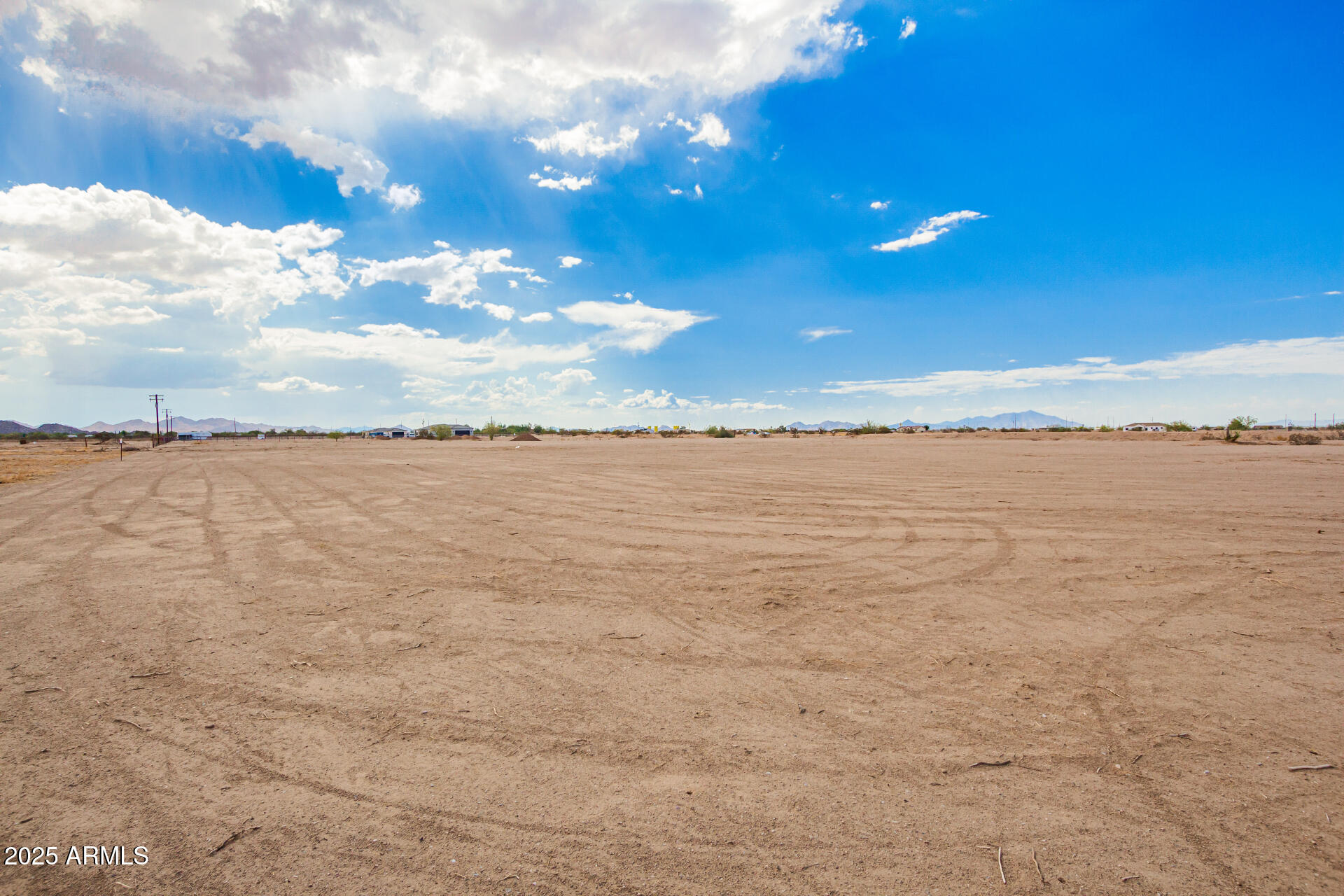 43500 W Carefree Place 2