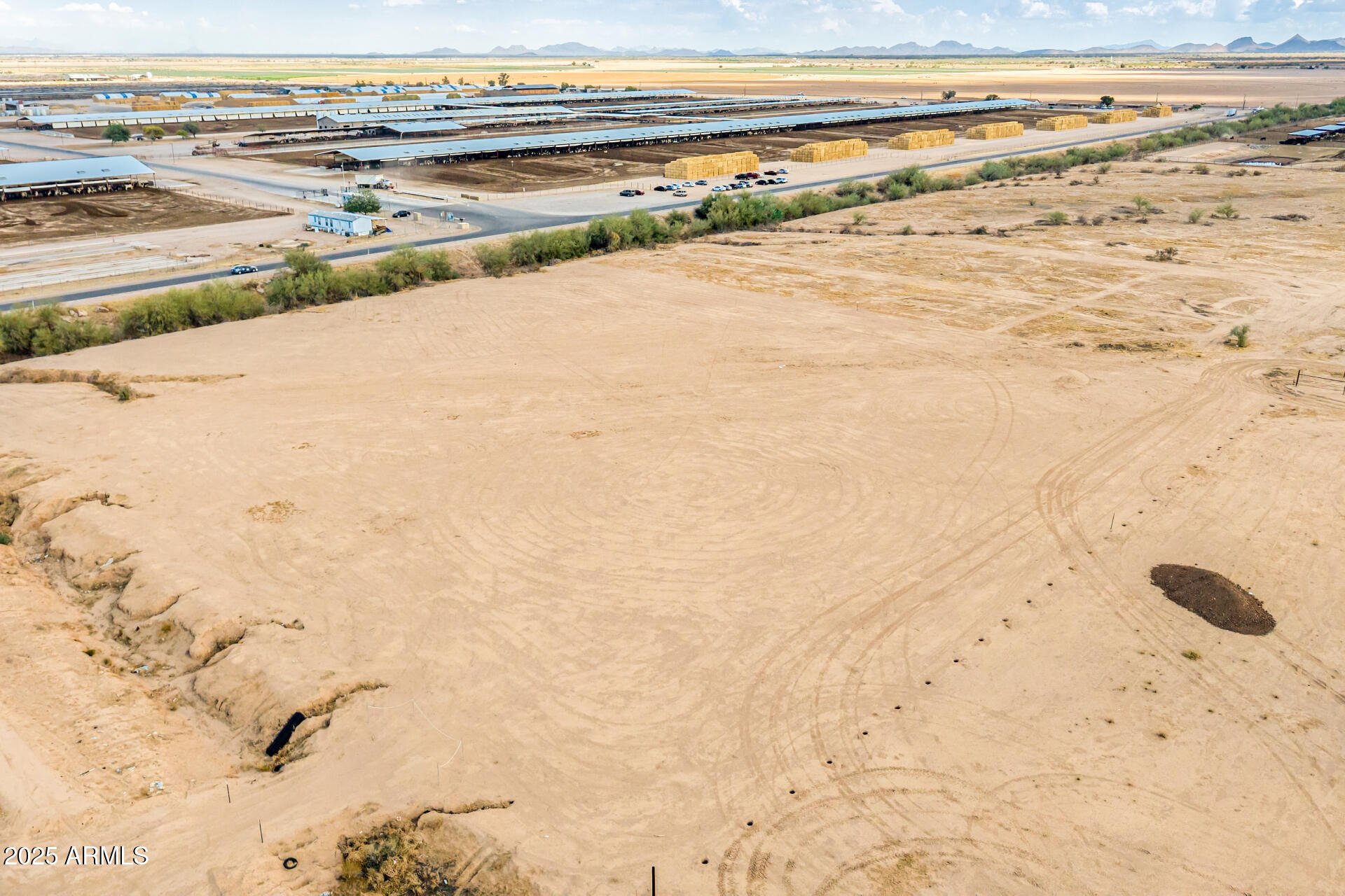 43500 W Carefree Place 2