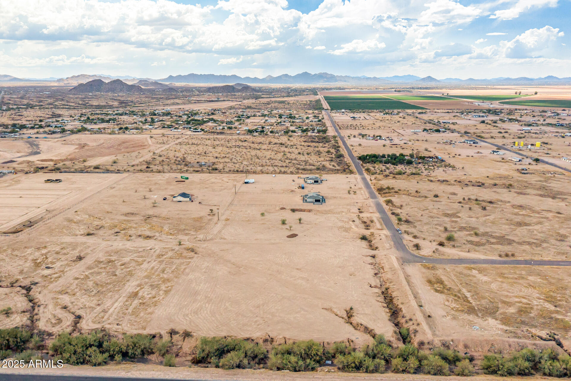 43500 W Carefree Place 2