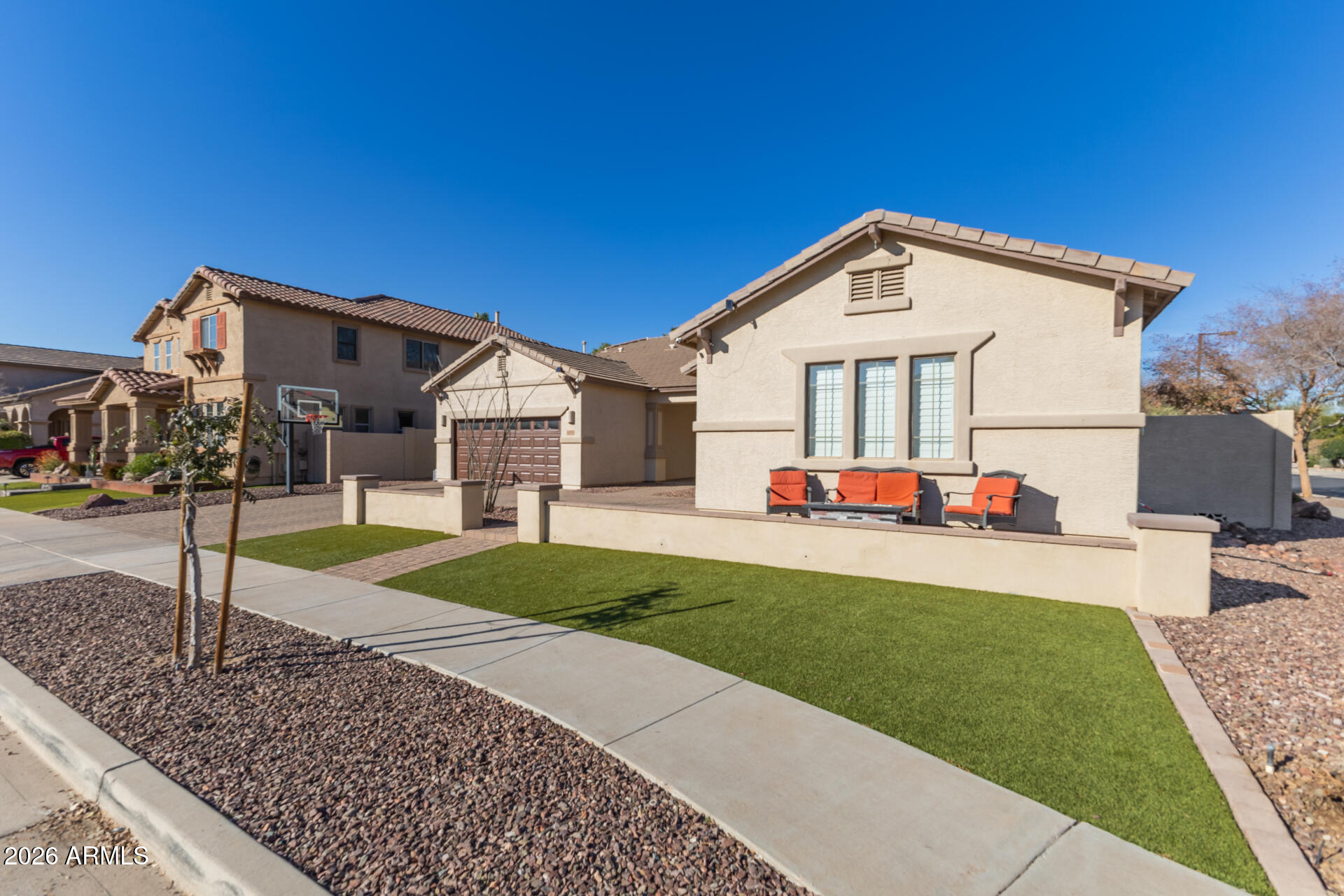 14316 W DESERT HILLS Drive