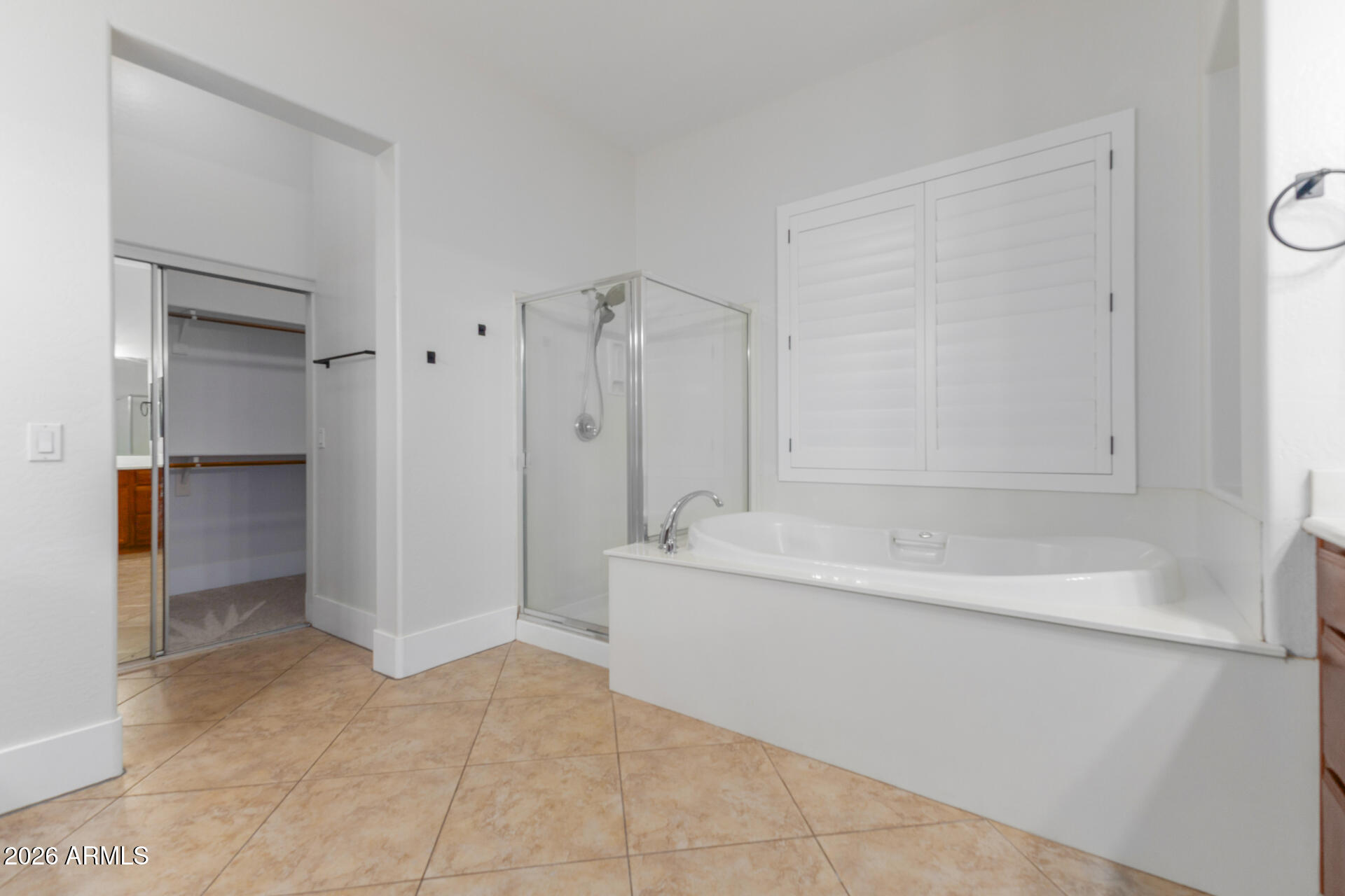 14316 W DESERT HILLS Drive