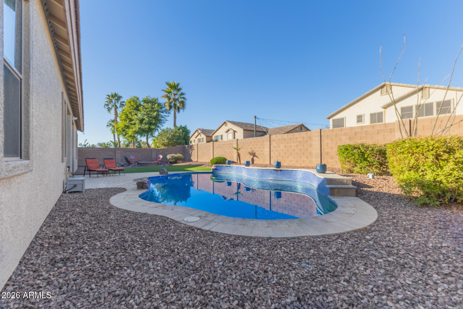 14316 W DESERT HILLS Drive