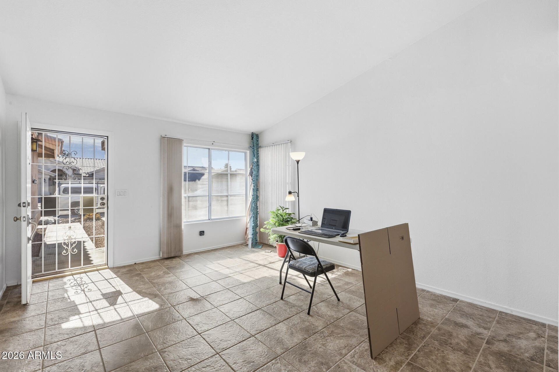 1406 W VILLA RITA Drive