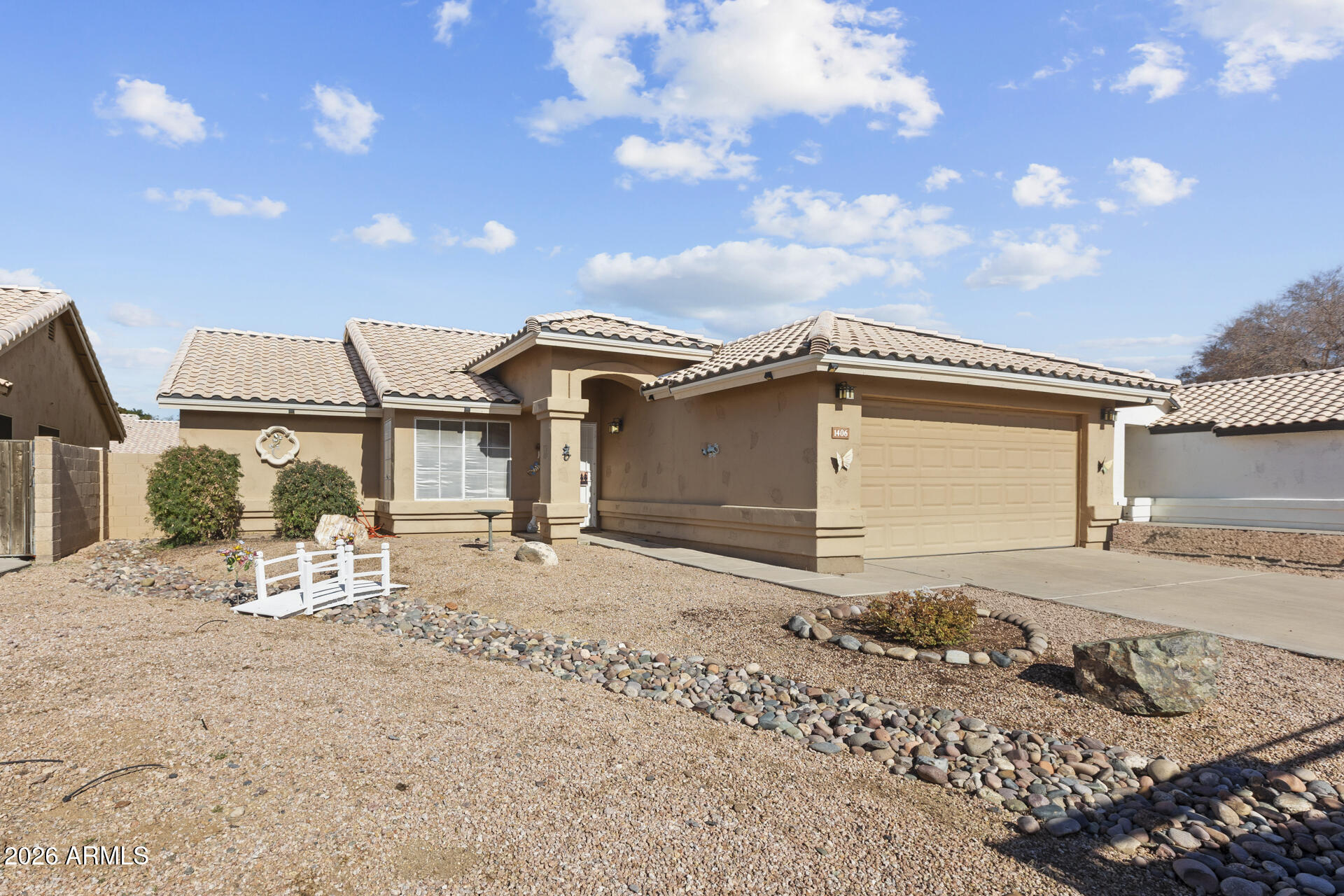 1406 W VILLA RITA Drive