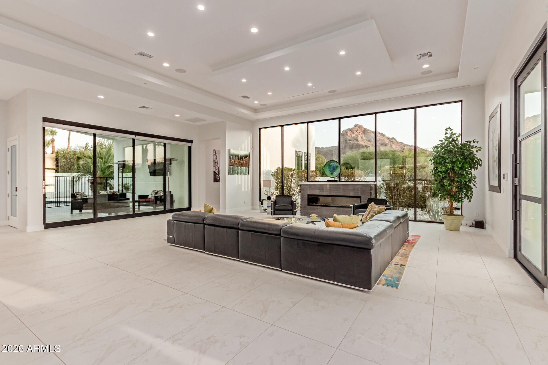 6321 N CAMELBACK MANOR Drive