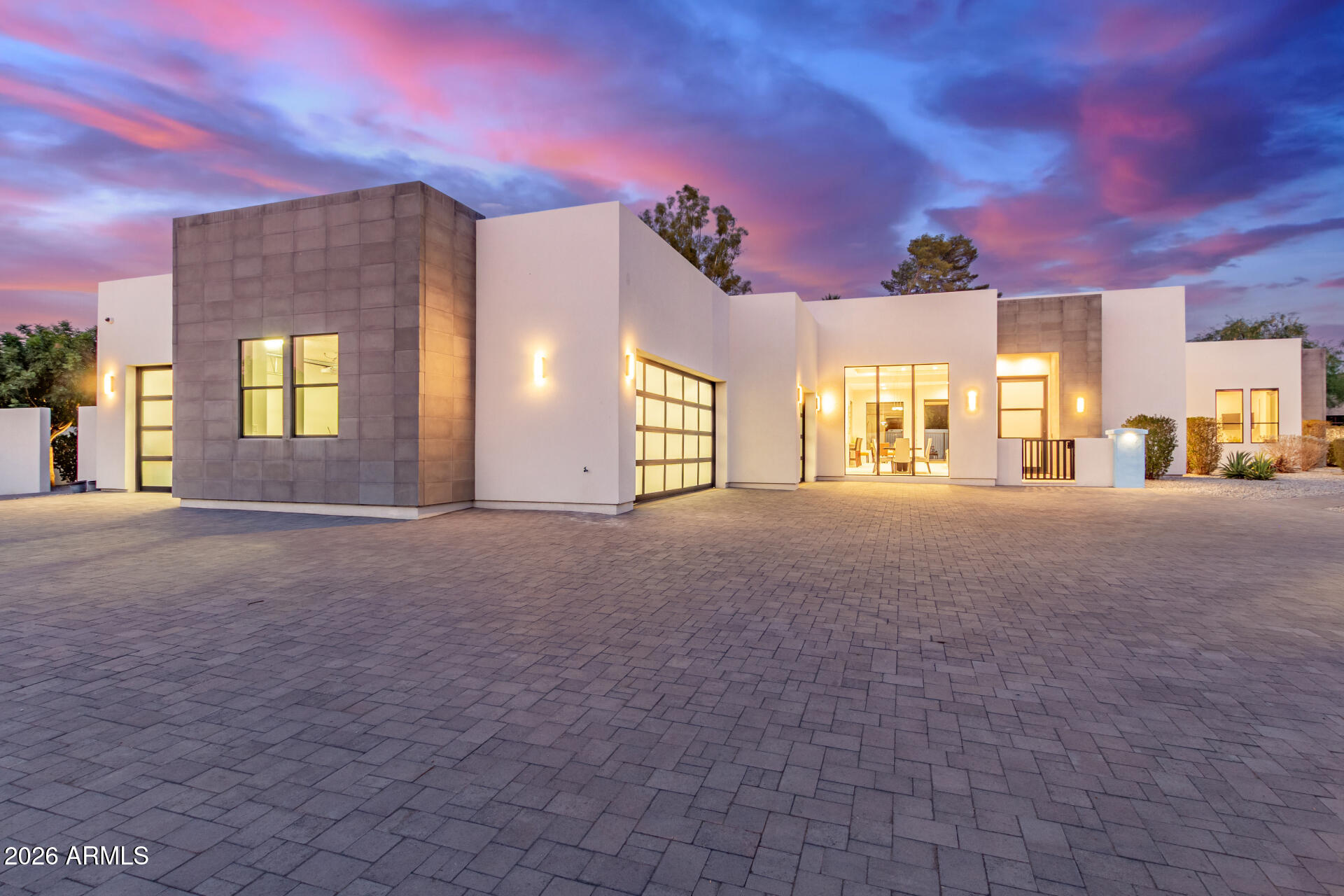 6321 N CAMELBACK MANOR Drive