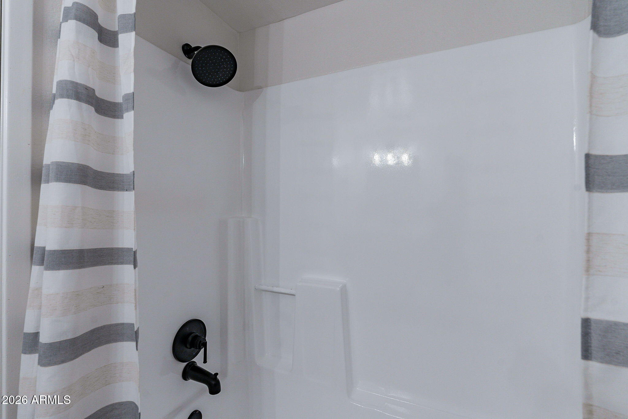 4608 W MARYLAND Avenue 214